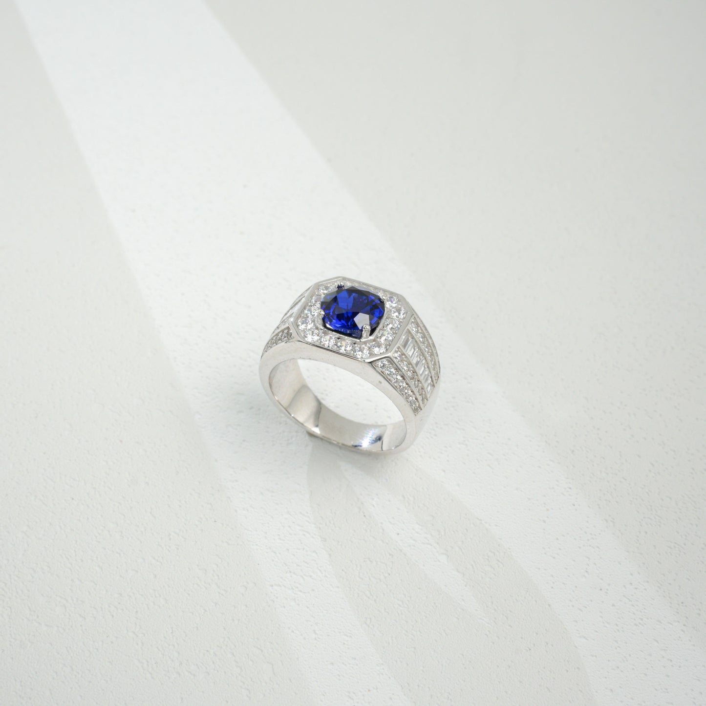 925 Sterling Silver Lab Sapphire Ring, Unisex Versatile - Photo 3