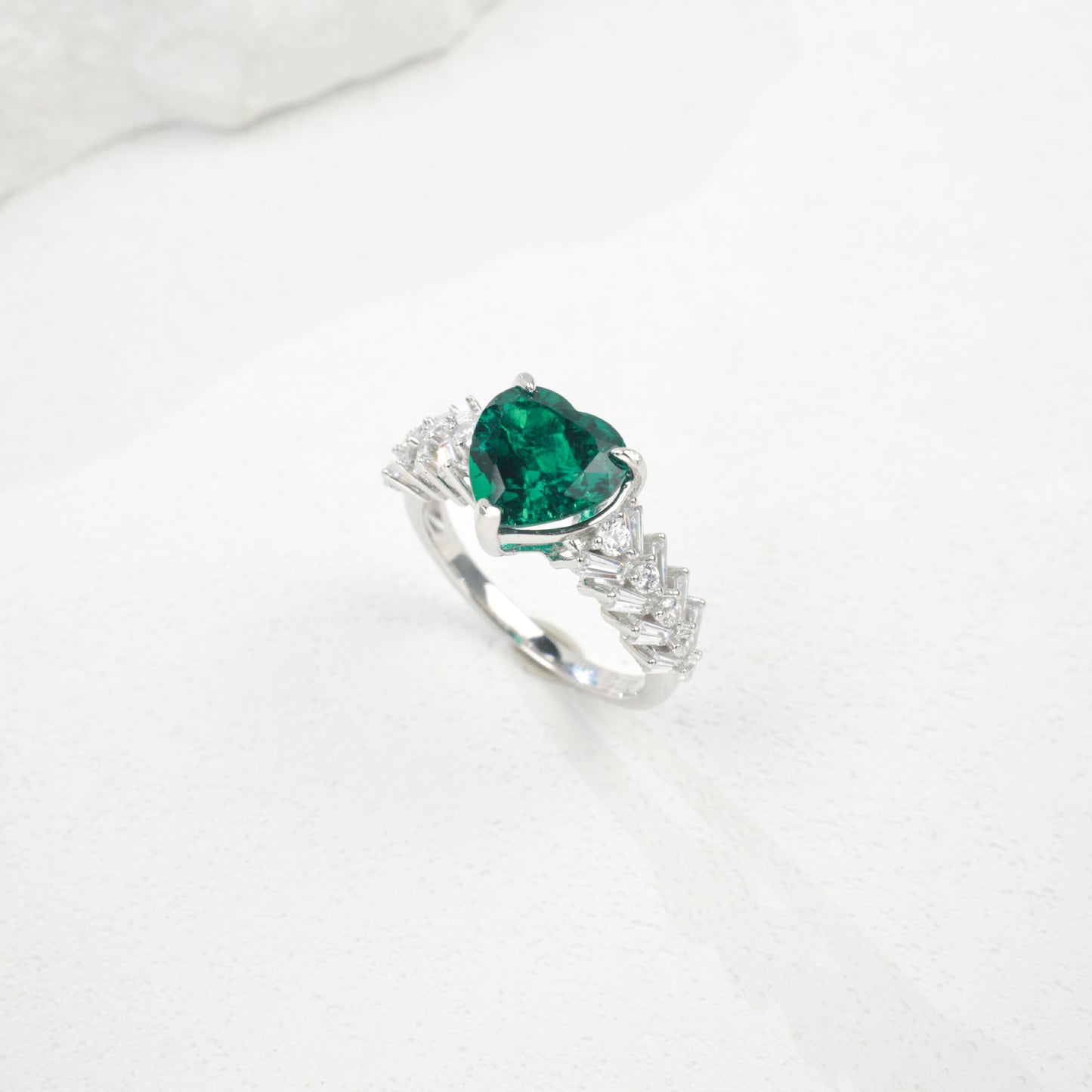 925 Sterling Silver Lab Emerald Ring, Premium Bestie Gift - Photo 6
