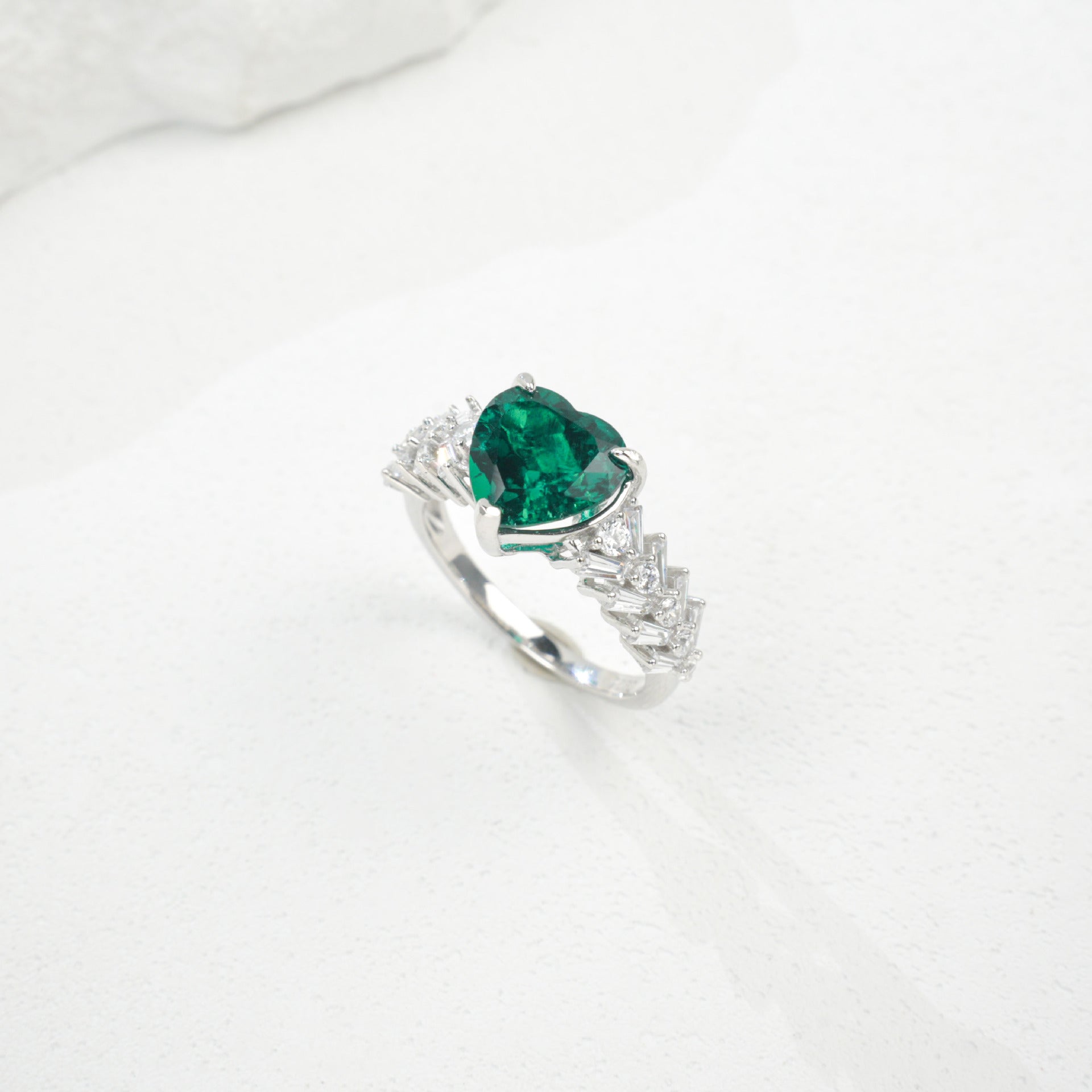 925 Sterling Silver Lab Emerald Ring, Premium Bestie Gift - Photo 6