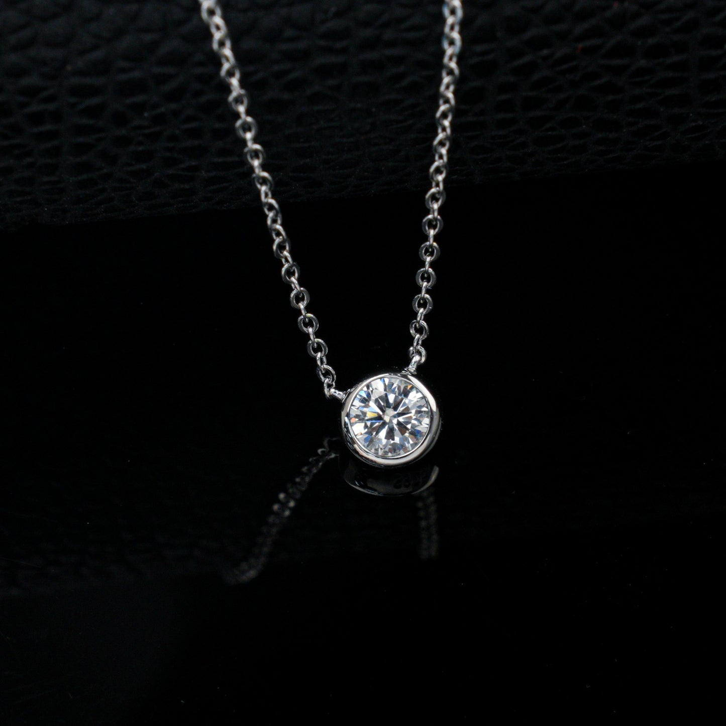 S925 Silver Bezel Solitaire Pendant, Round Simple Versatile - Photo 2
