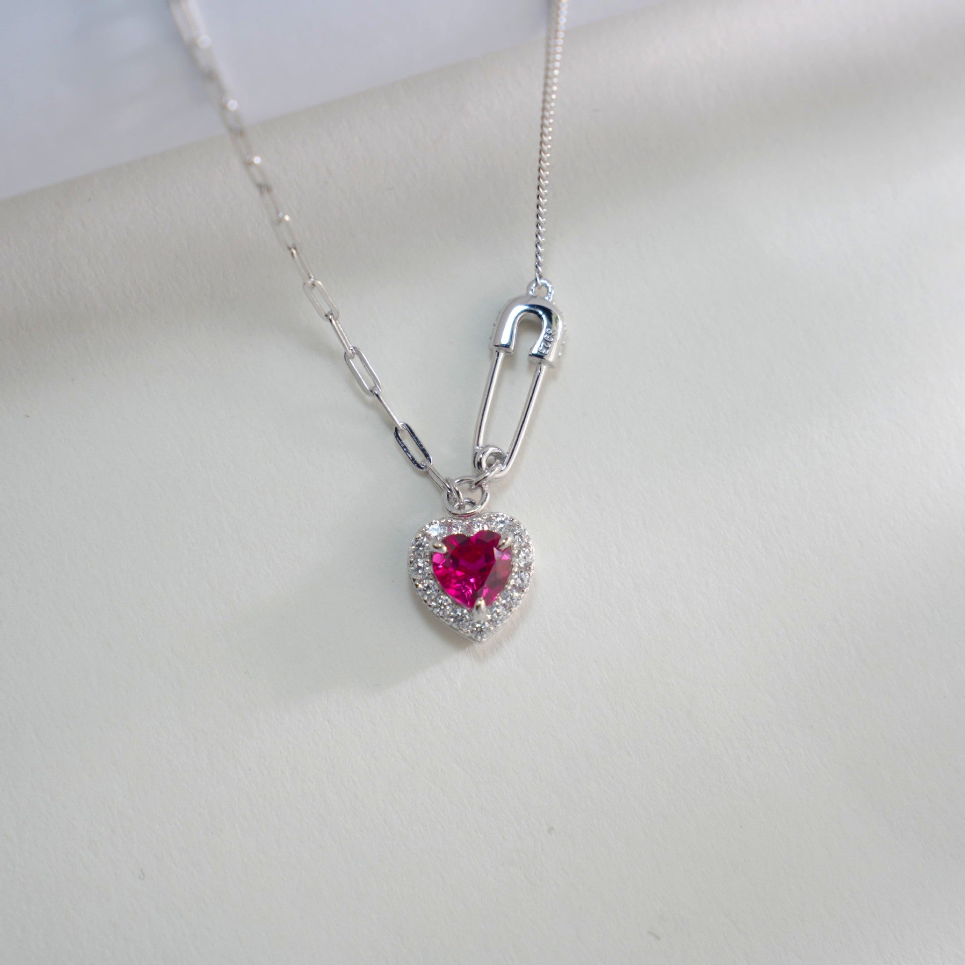 S925 Sterling Silver Safety Pin Heart Ruby Necklace, Chain Versatile - Photo 2