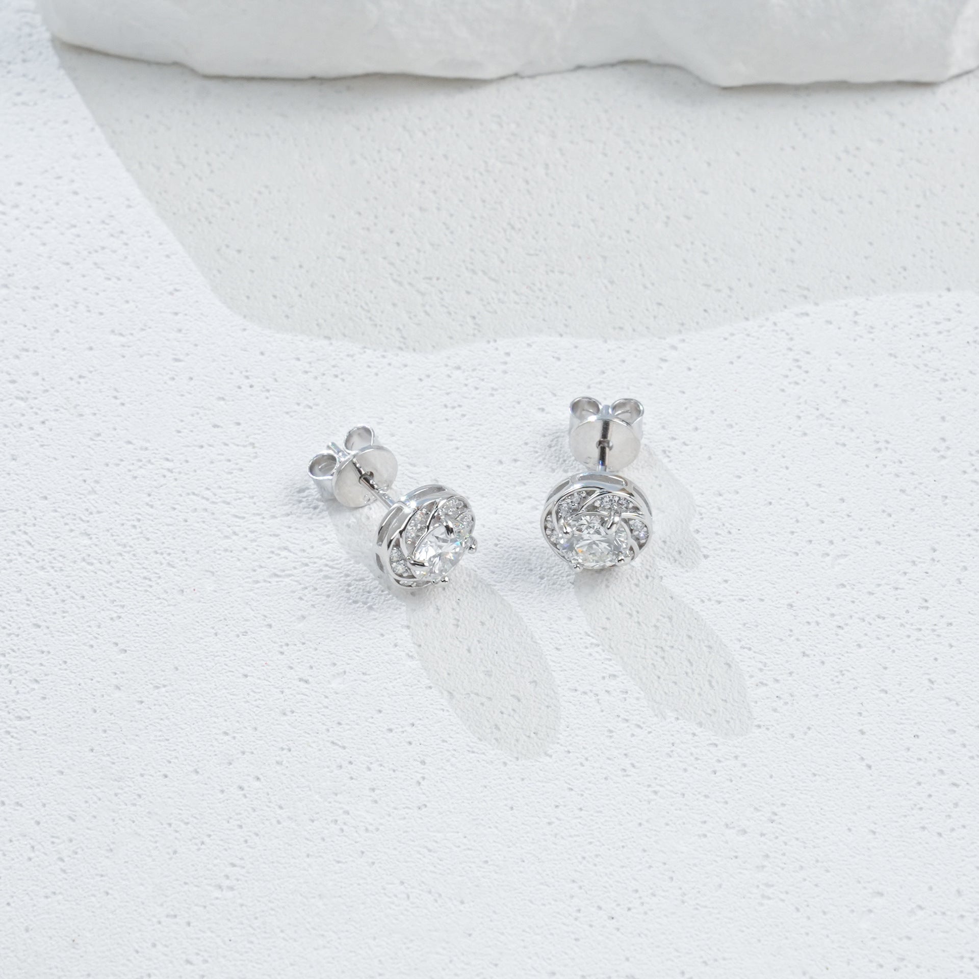 S925 Silver Spiral Wrap Stone Stud Earrings, Flower Earrings Versatile - Photo 2