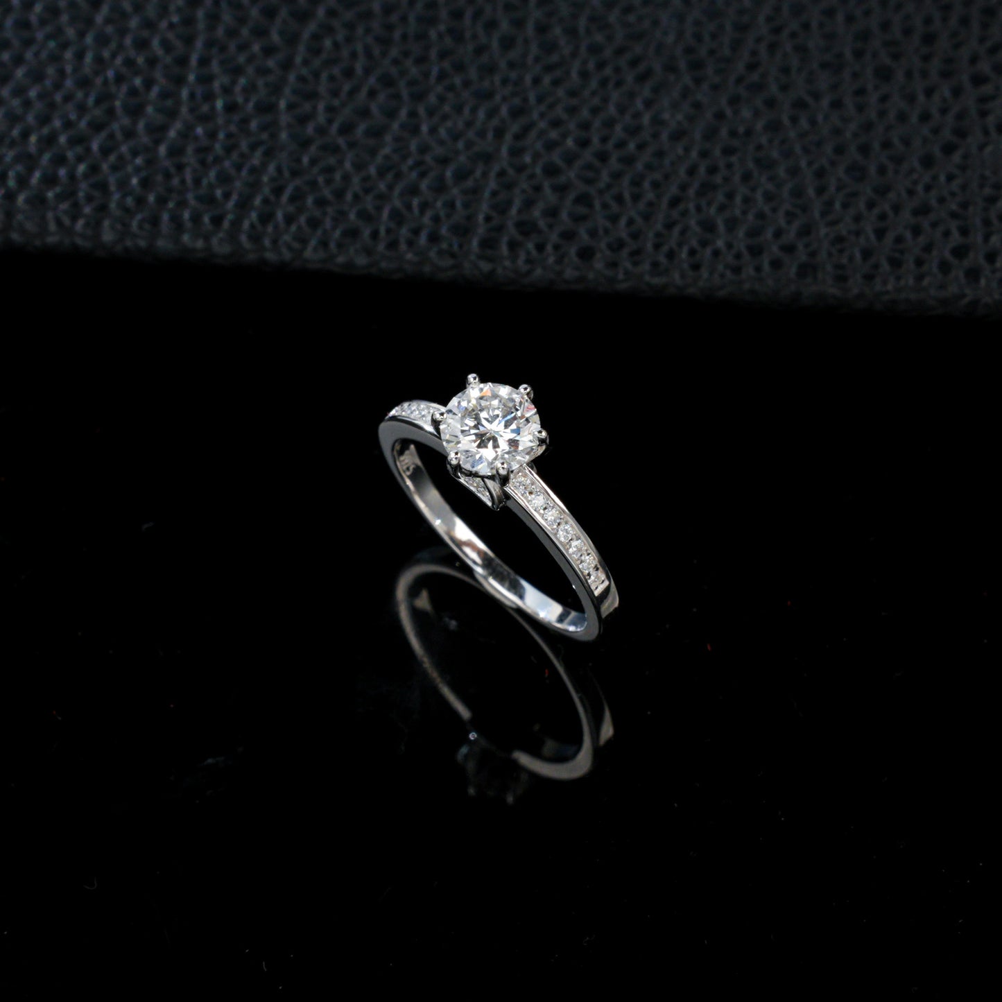S925 Silver 6-Claw Stone Ring, Full Pave Diamond - Photo 2
