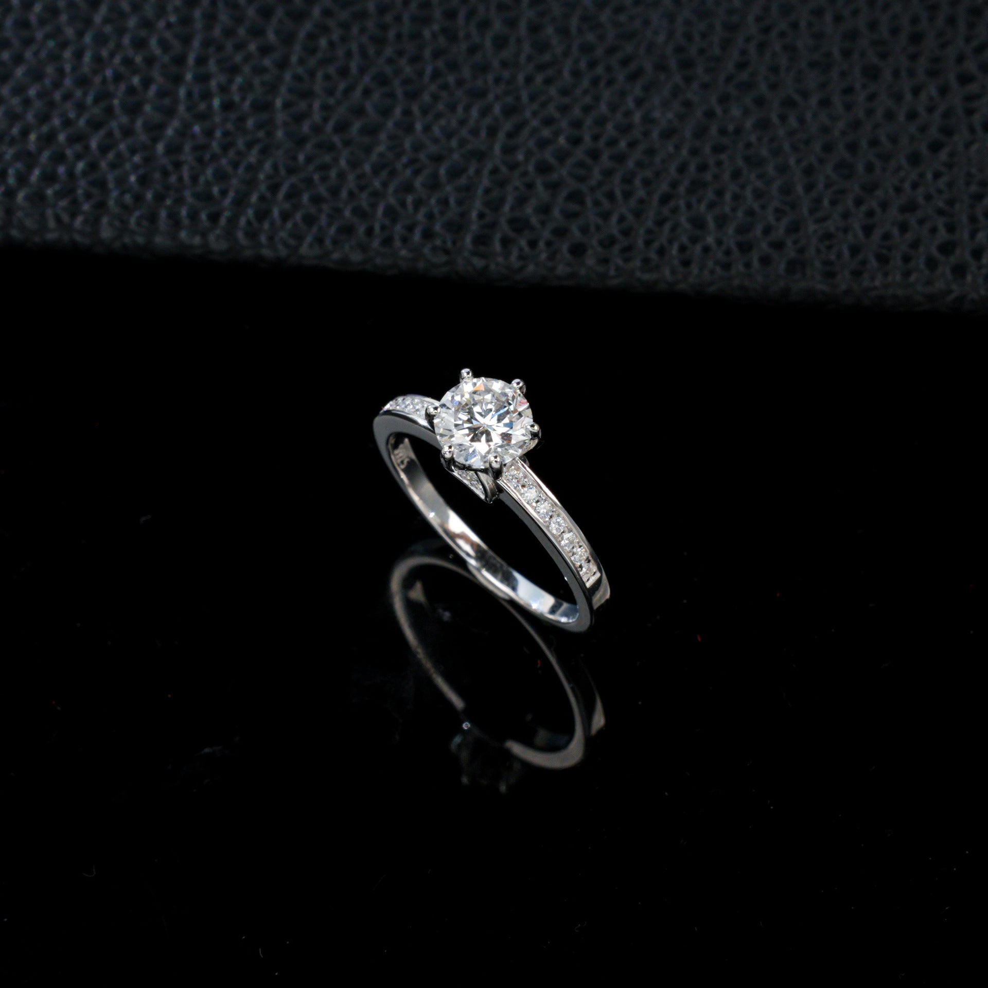 S925 Silver 6-Claw Stone Ring, Full Pave Diamond - Photo 2