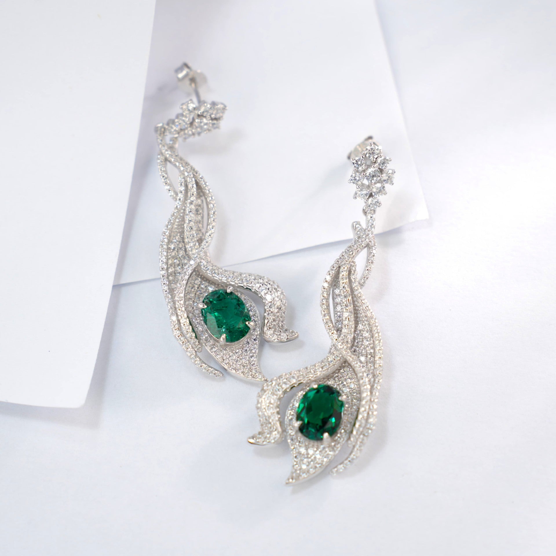 S925 Sterling Silver Lab Emerald Earrings, Vintage Sparkling Diamond - Photo 2