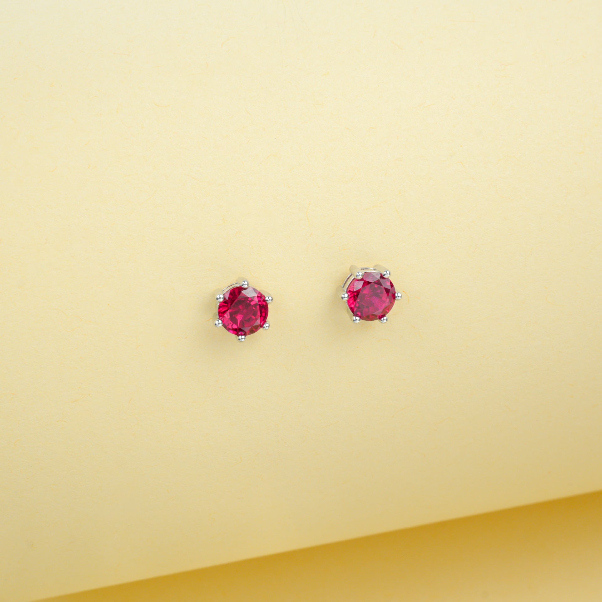 S925 Silver Lab Ruby Vintage coloured Gemstone Earrings, Premium - Photo 4
