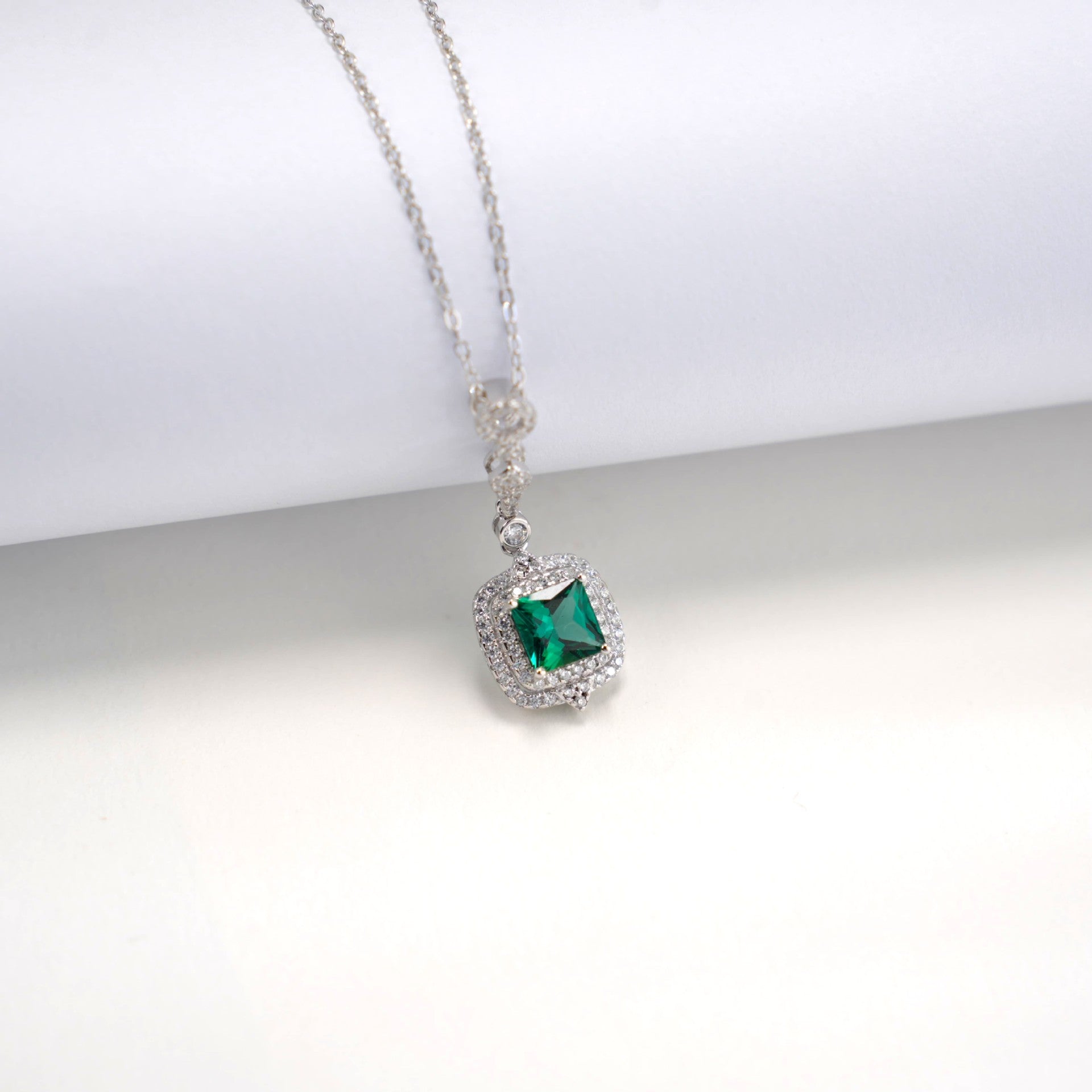 S925 Sterling Silver Lab Emerald Square Pave Choker Necklace, for Women - Photo 3