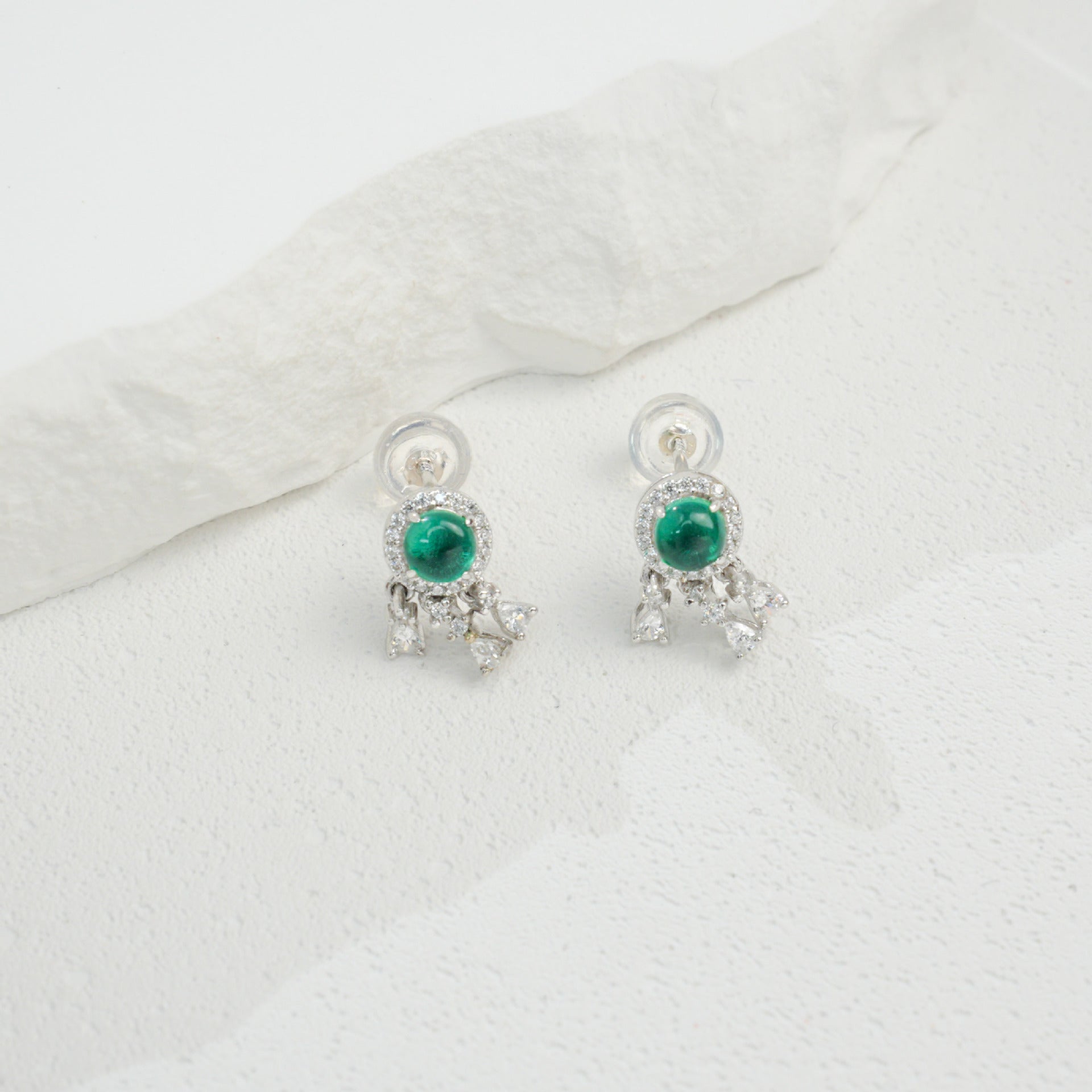 S925 Sterling Silver Lab Emerald Halo Tassel Earrings, Versatile - Photo 4