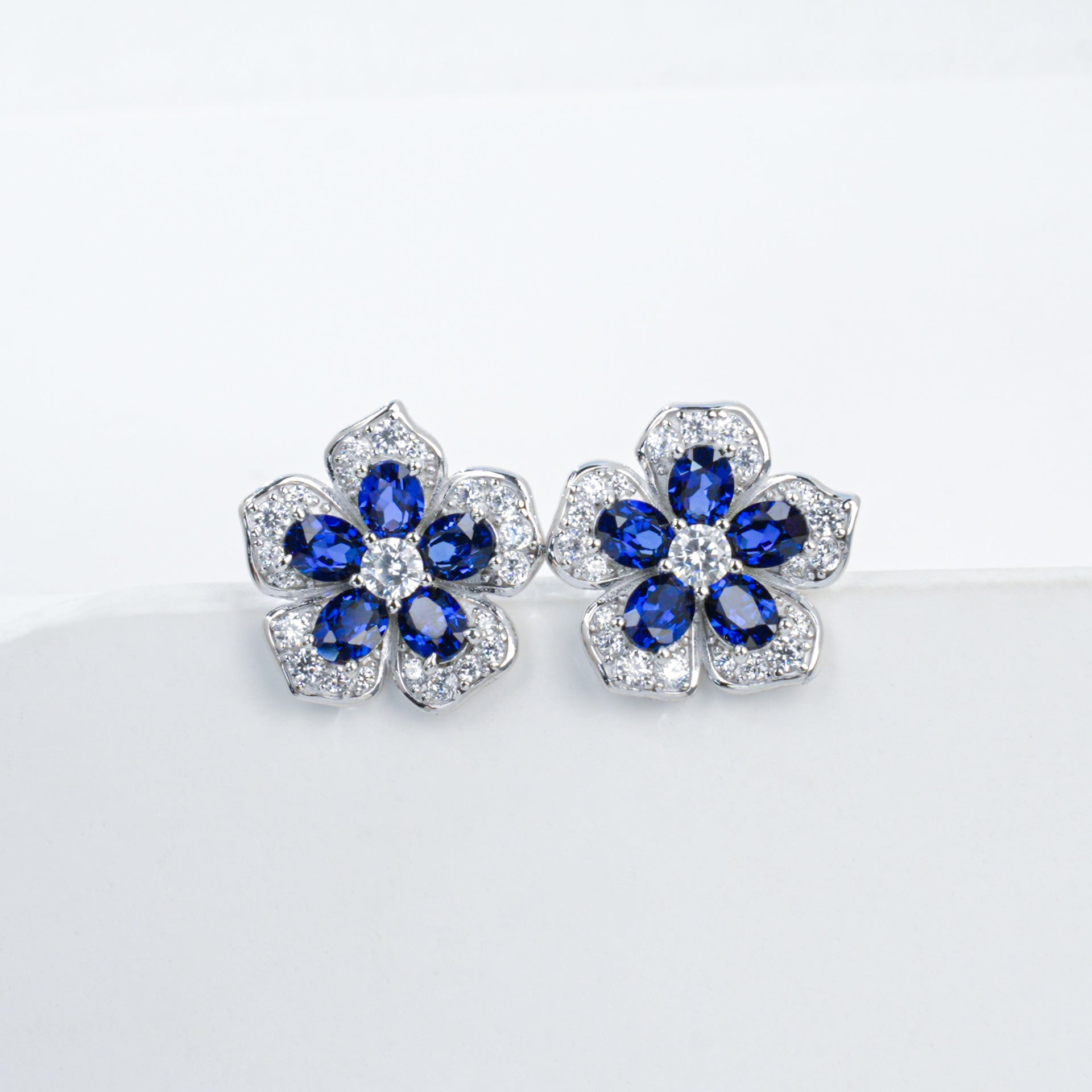 S925 Sterling Silver Stud Earrings for Women, High-Quality Designer - Photo 5