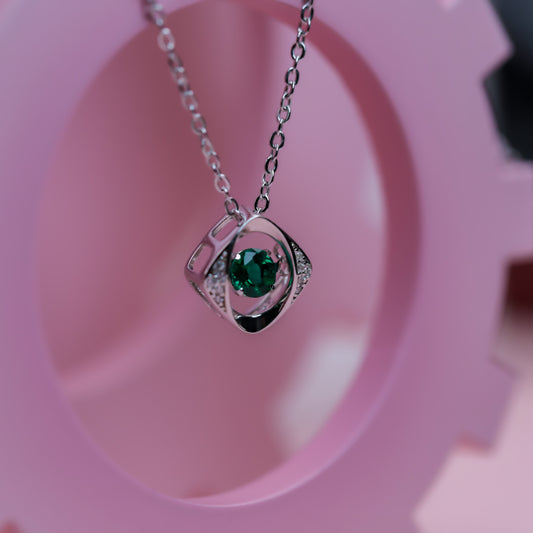 925 Sterling Silver Lab Emerald 'Beating Heart' Pendant Necklace, Birthday Gift for Girlfriend - Photo 2