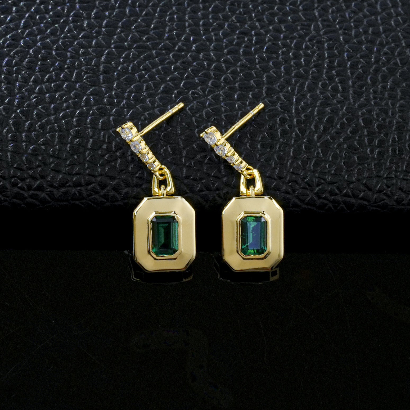 S925 Silver Rectangle Tag Lab Emerald Simple Geometric Diamond Drop Earrings, Women's - Photo 4