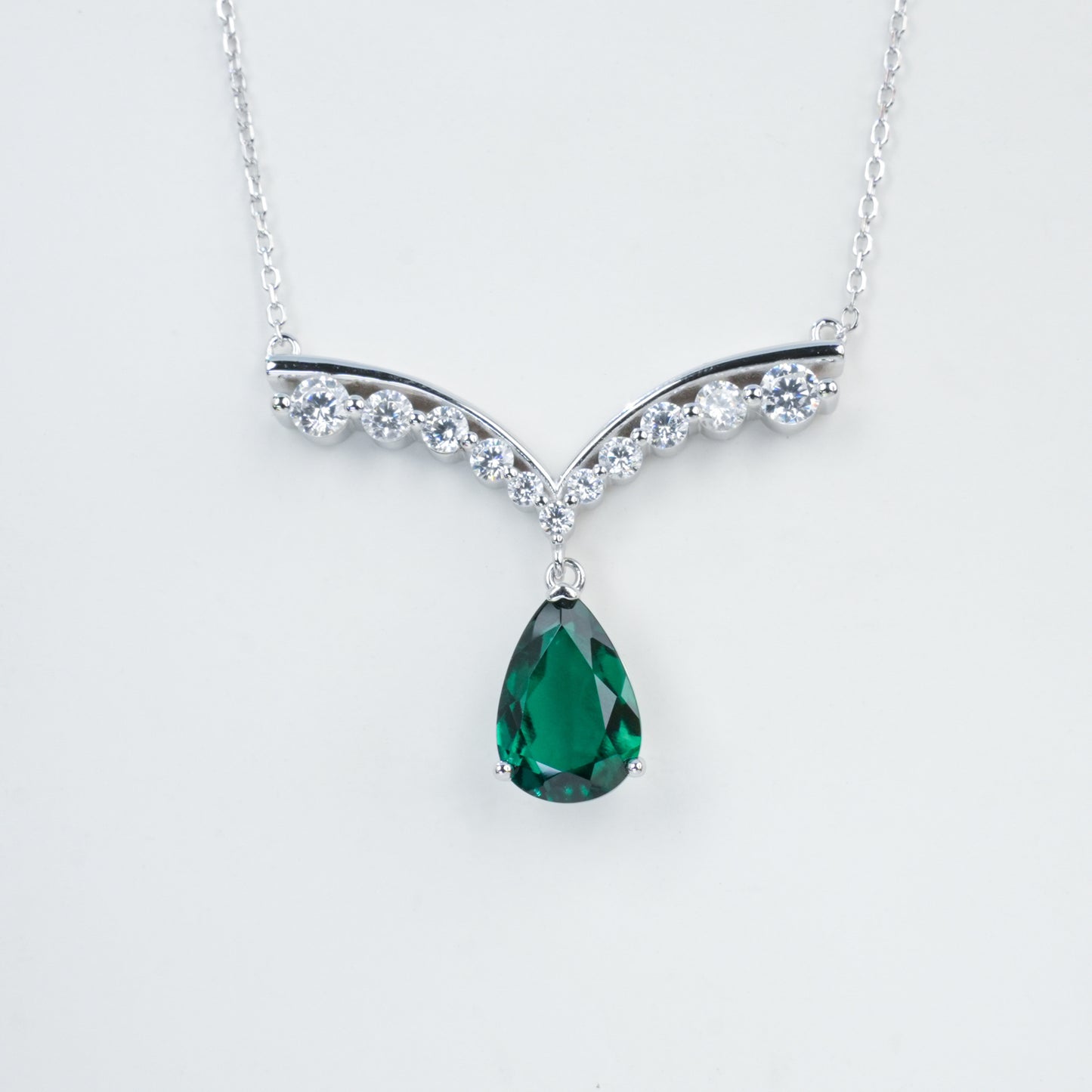 S925 Sterling Silver Lab Emerald V-Shape Teardrop Choker Necklace, Designer - Photo 5
