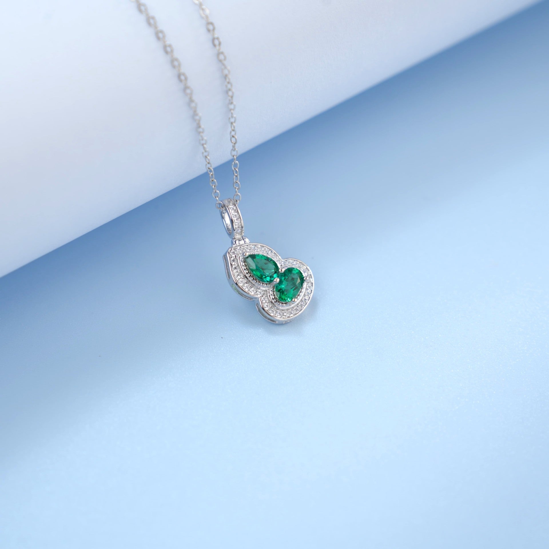 925 Sterling Silver Lab Emerald Gourd Necklace, National Style Versatile for Women - Photo 4