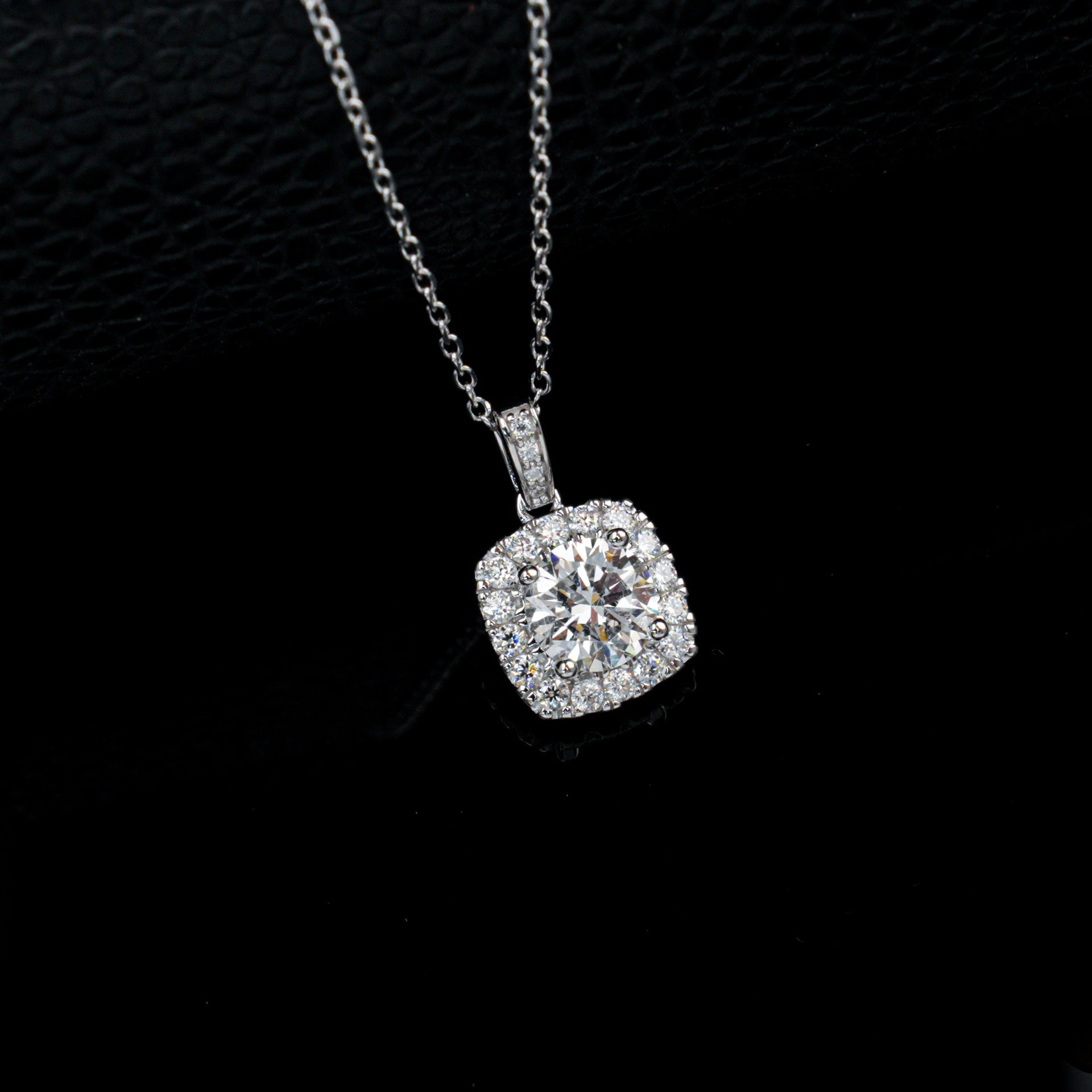 Rounded Square Halo Pendant S925 Silver 4-Claw Centre Full-Diamond Frame, Gift Jewellery - Photo 2