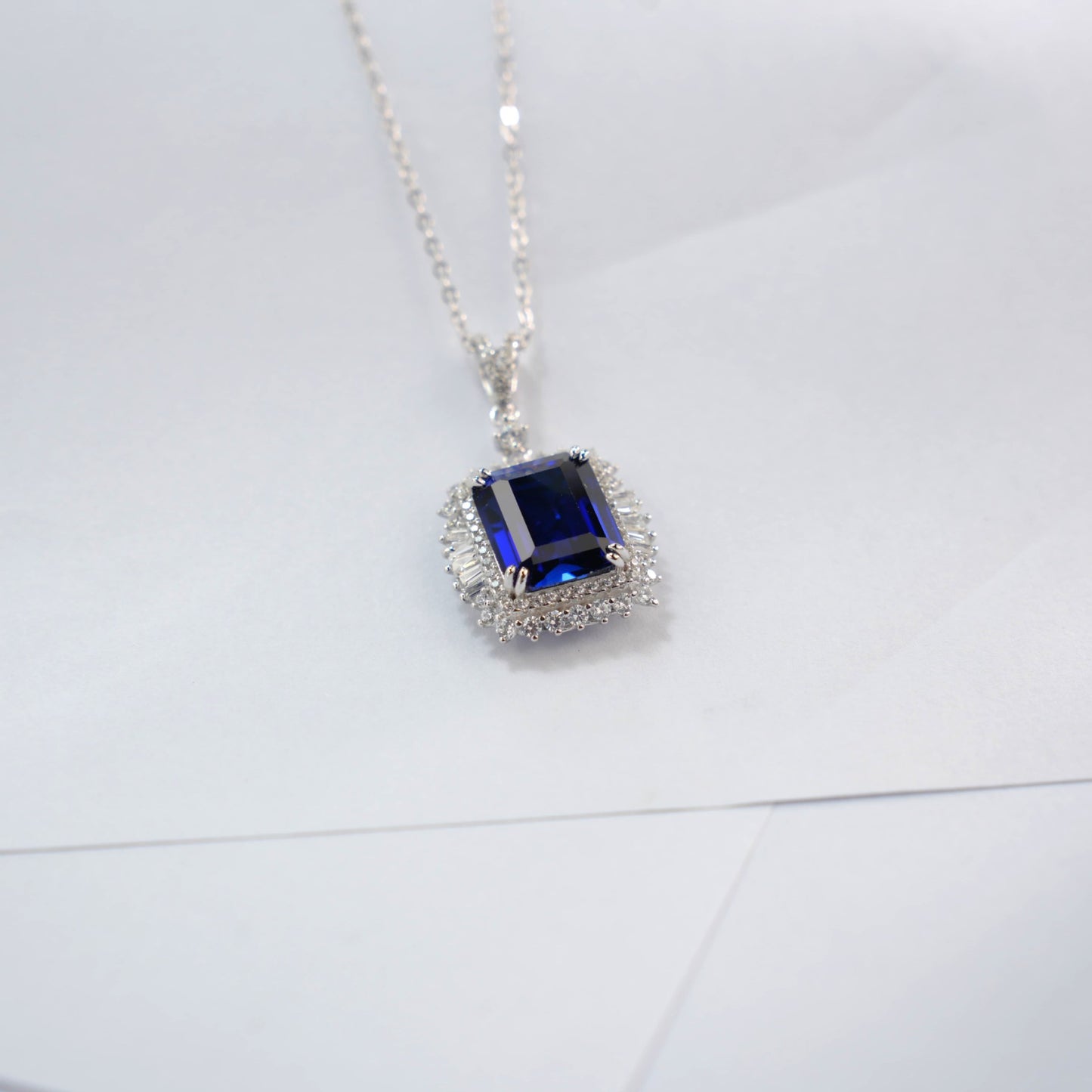 S925 Sterling Silver Lab Royal Blue Square Gemstone Pendant Choker, Premium - Photo 3