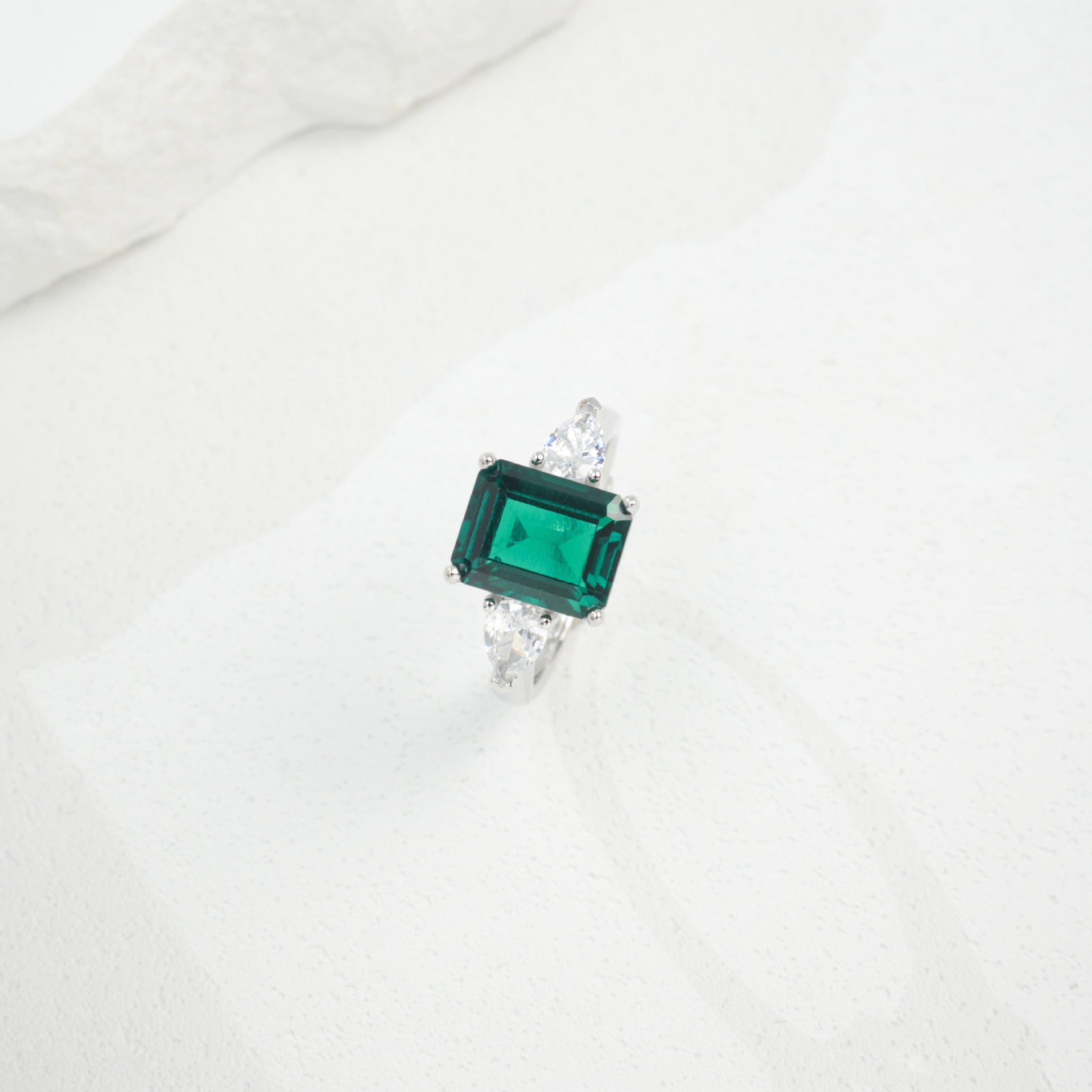 S925 Sterling Silver Lab Emerald Ring for Women, Minimalist Adjustable - Photo 4