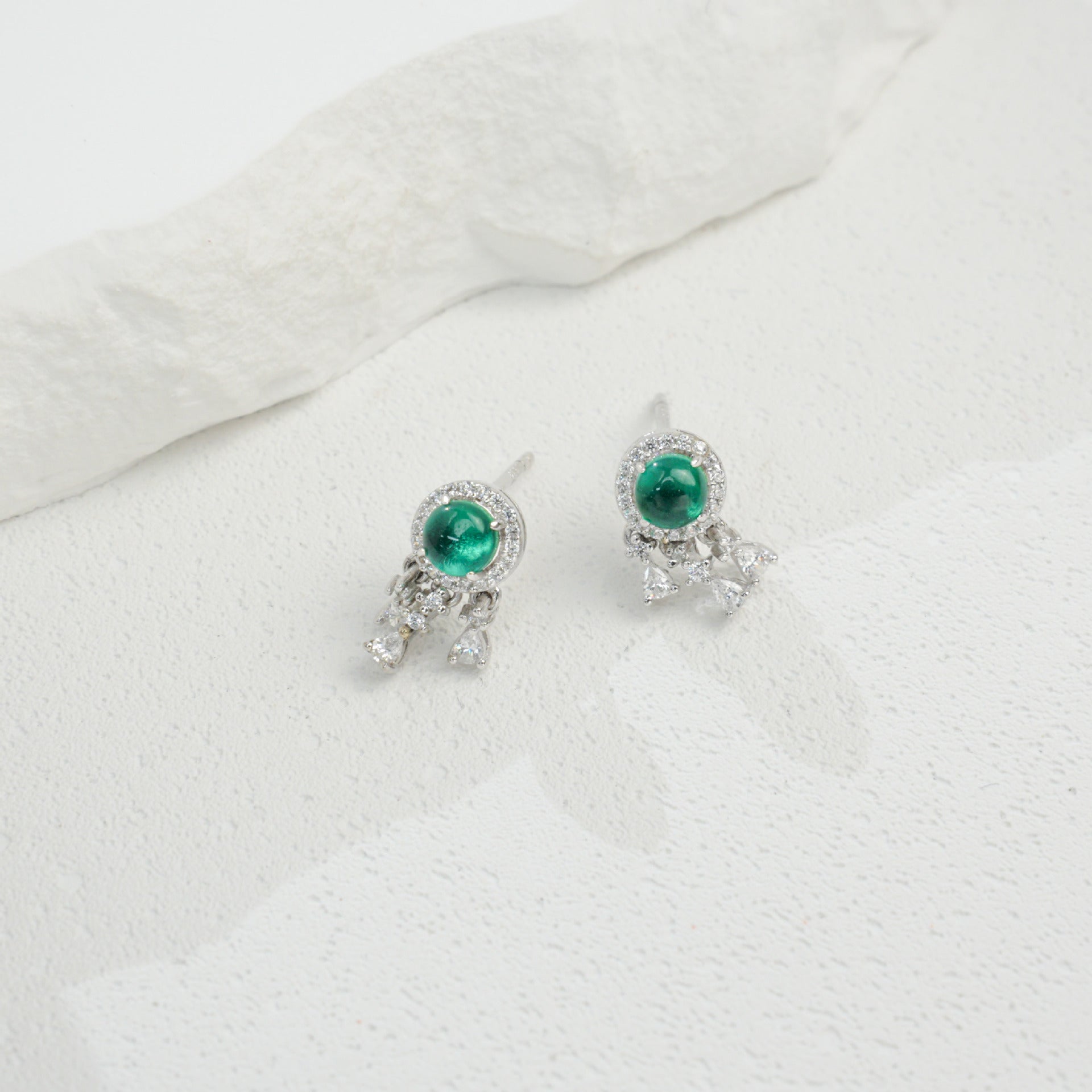 S925 Sterling Silver Lab Emerald Halo Tassel Earrings, Versatile - Photo 3