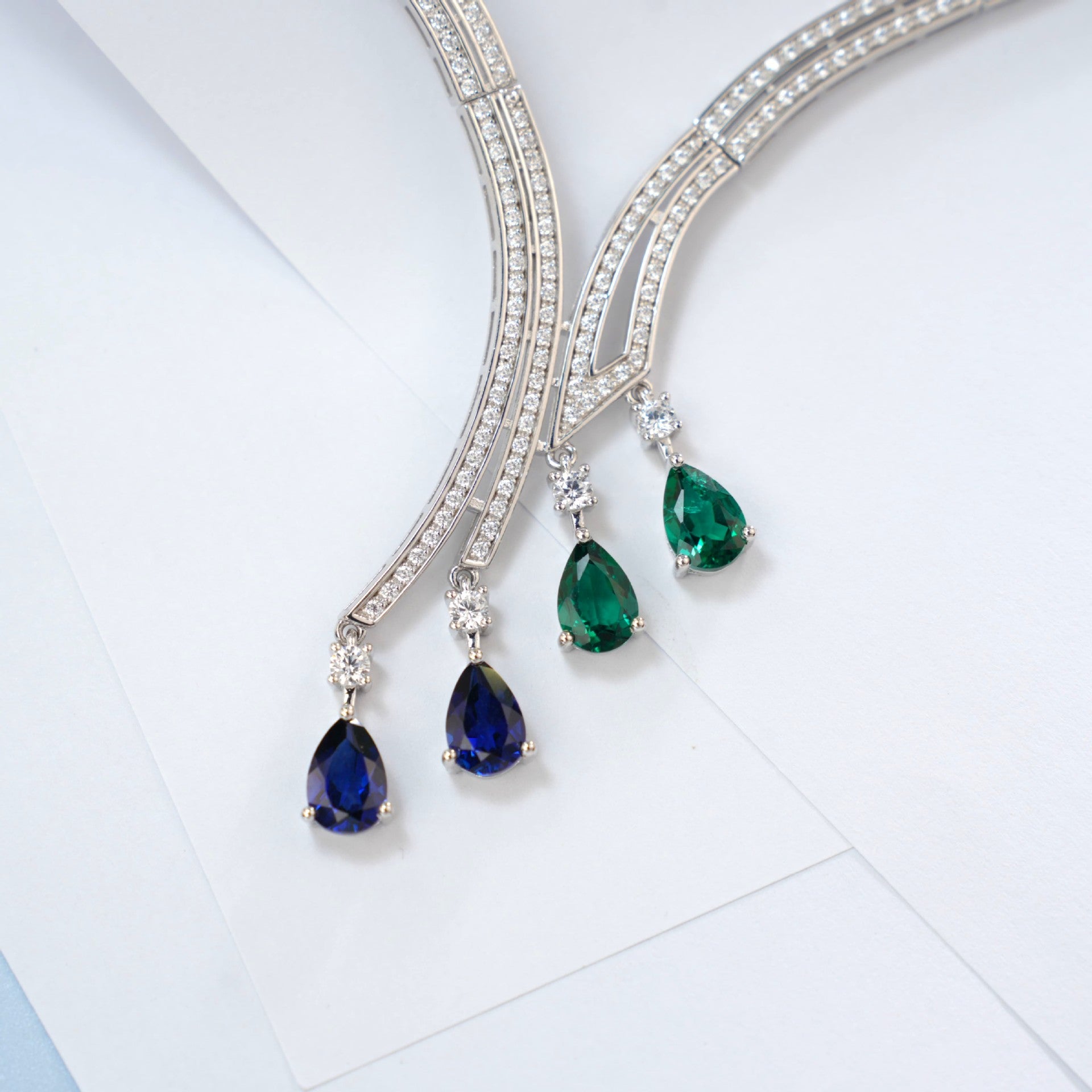 S925 Silver Necklace Emerald and Sapphire Pendant Diamond Chain, Premium Skin-Brightening - Photo 2