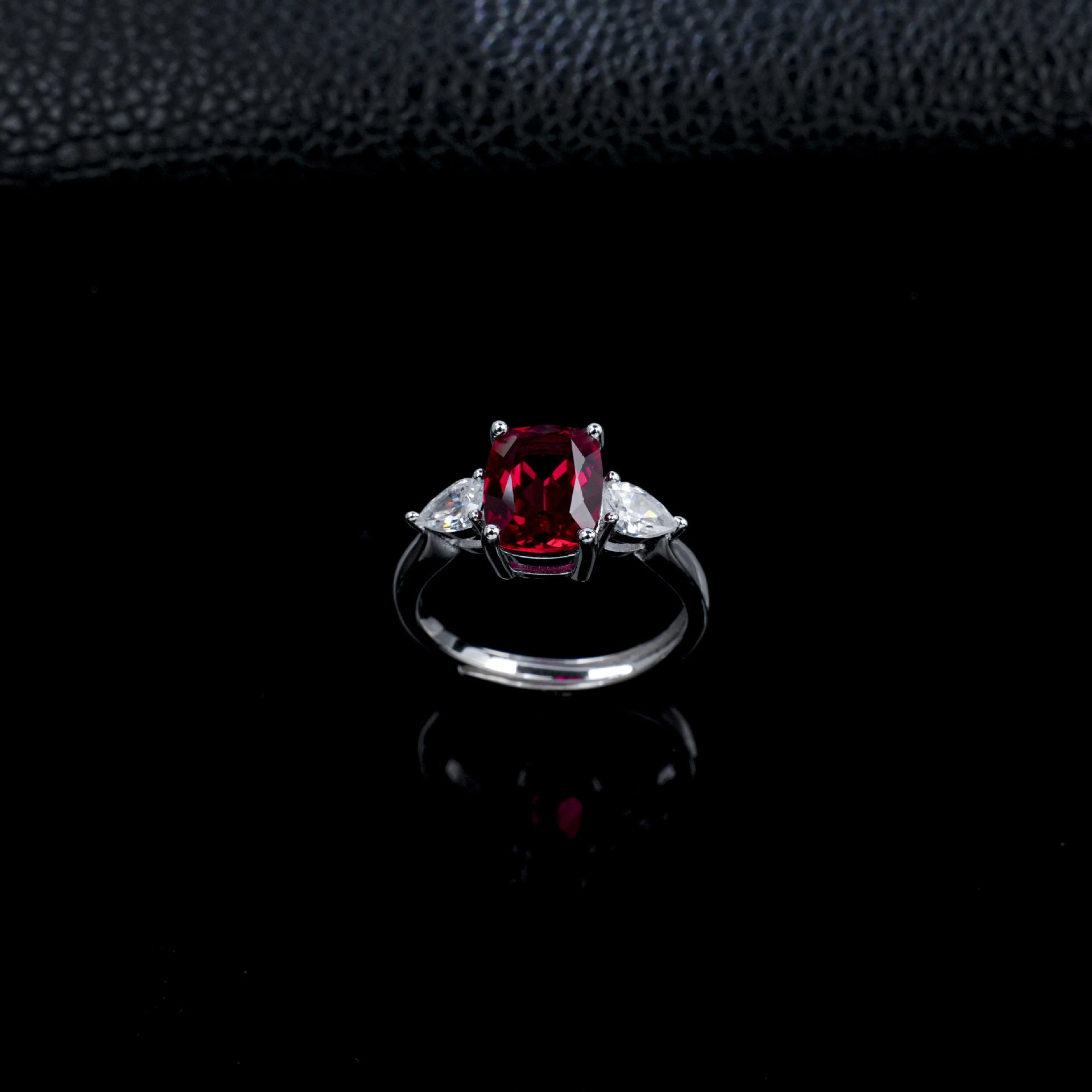 S925 Sterling Silver Lab Pigeon Blood Ruby Ring for Women, French Vintage Elegant - Photo 3