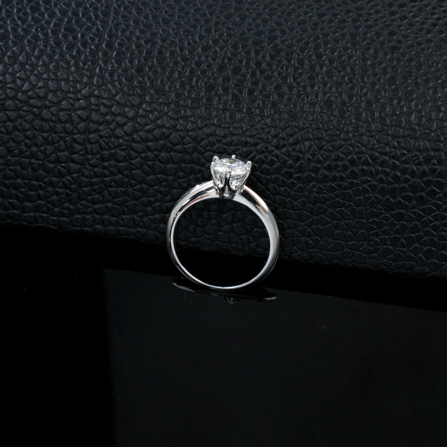 S925 Silver Classic 6-Claw Stone Ring, Versatile Proposal Engagement - Photo 4