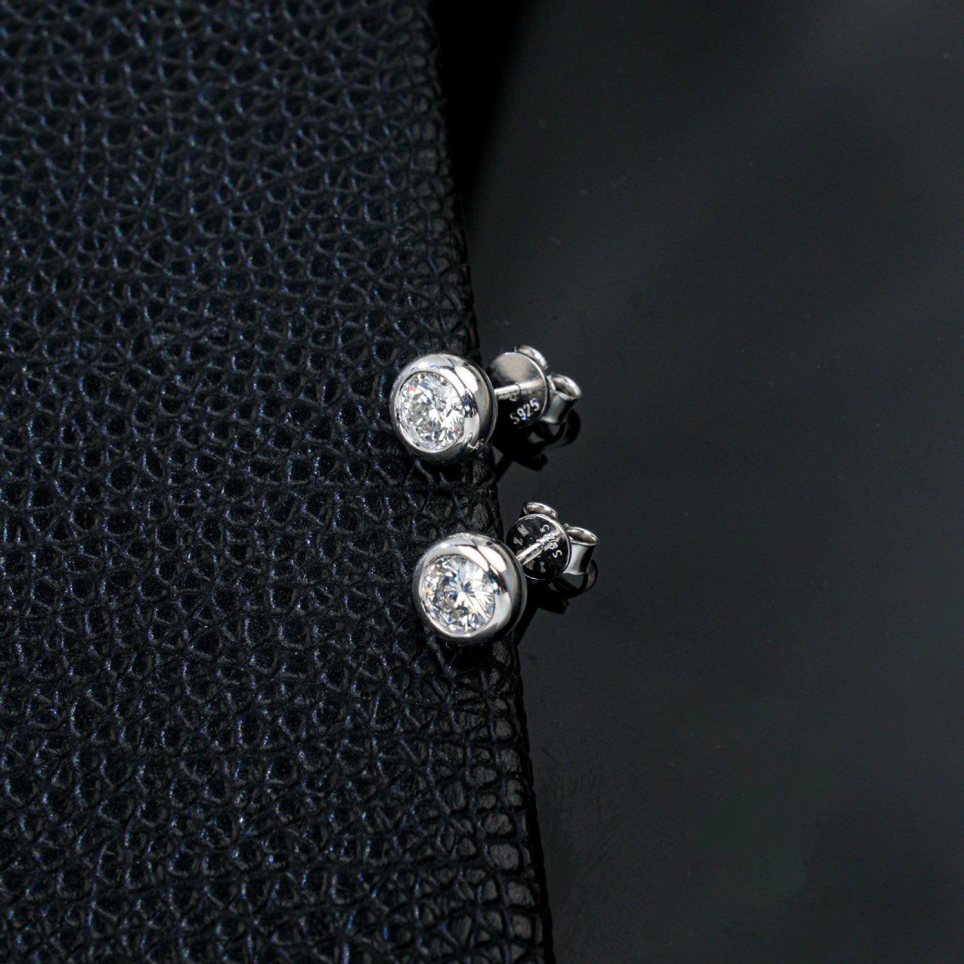 S925 Silver Lab Diamond Bubble Bezel Round Stud Earrings, Simple Natural Versatile - Photo 3