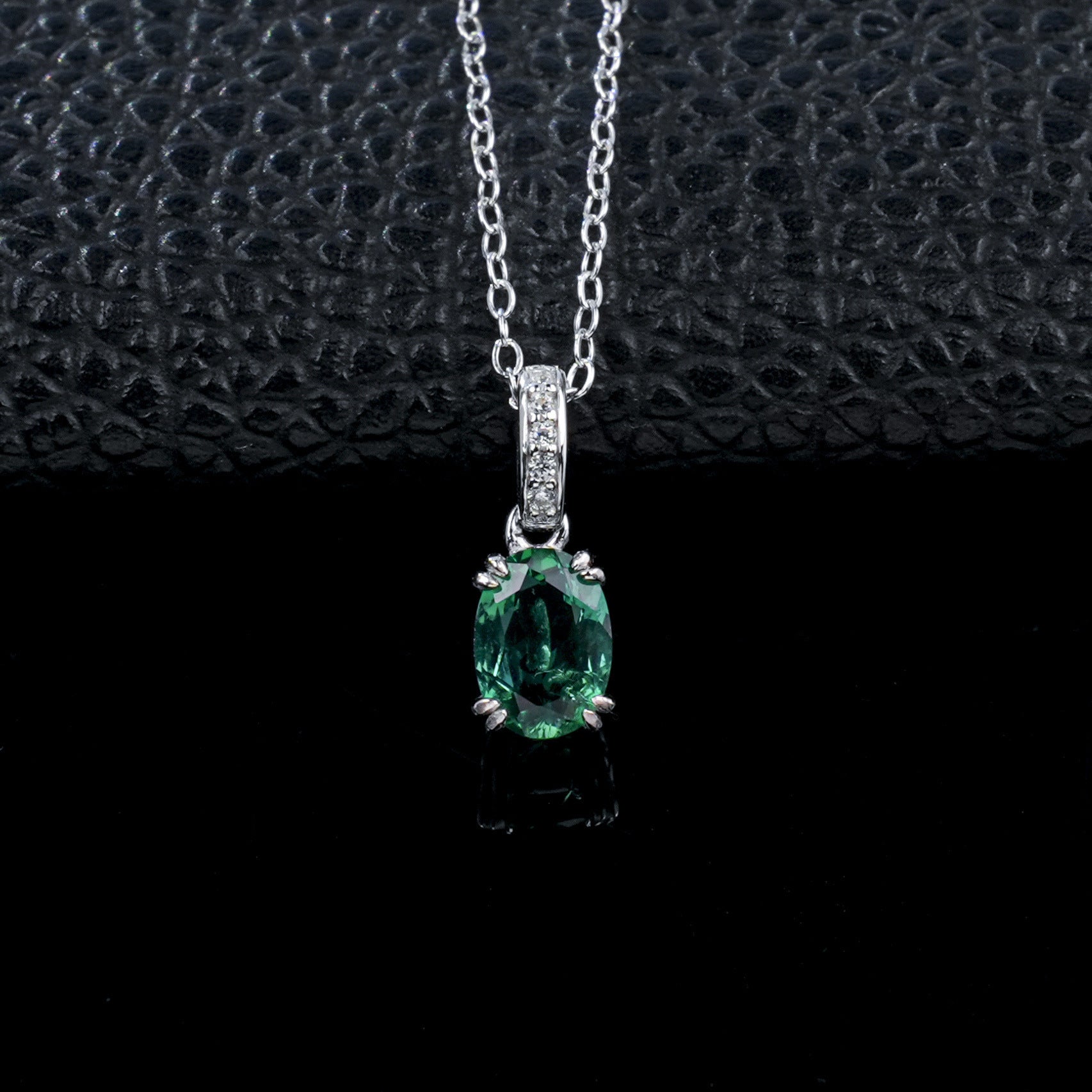 S925 Silver 4-Claw Oval Lab Emerald Pendant, Gift Bestie Birthday - Photo 2