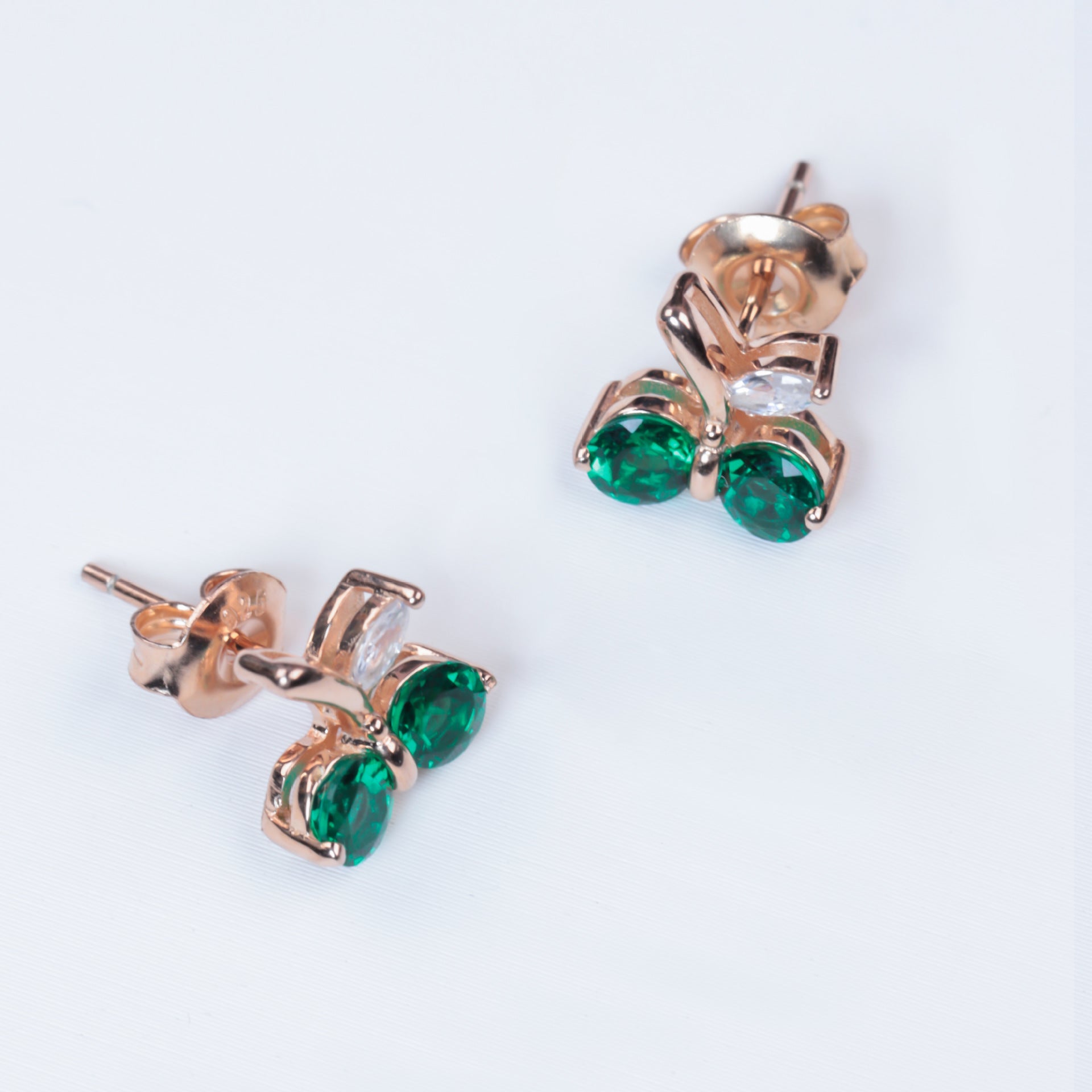 S925 Sterling Silver Lab Emerald Cherry Stud Earrings, Delicate Spring Versatile - Photo 2