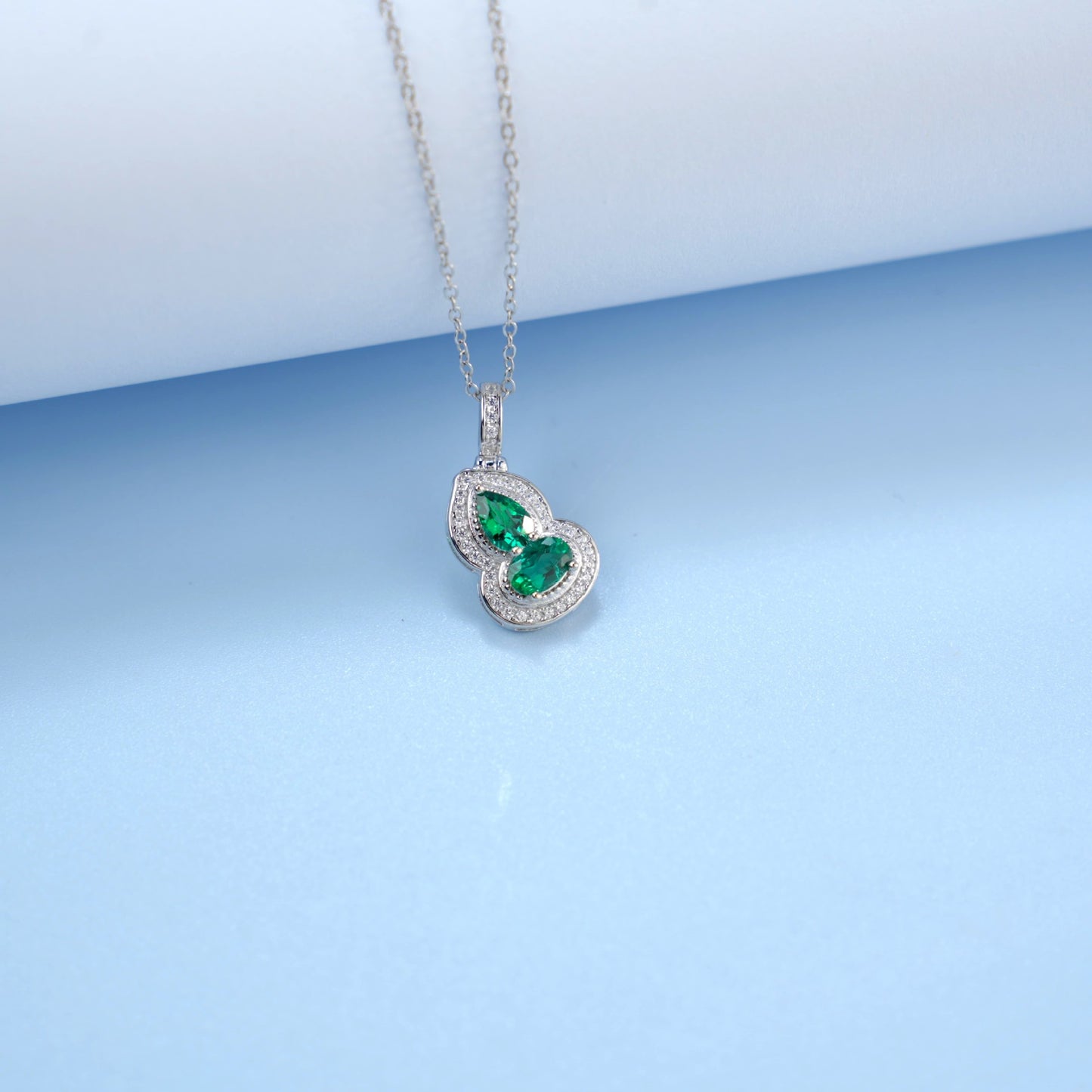 925 Sterling Silver Lab Emerald Gourd Necklace, National Style Versatile for Women - Photo 3