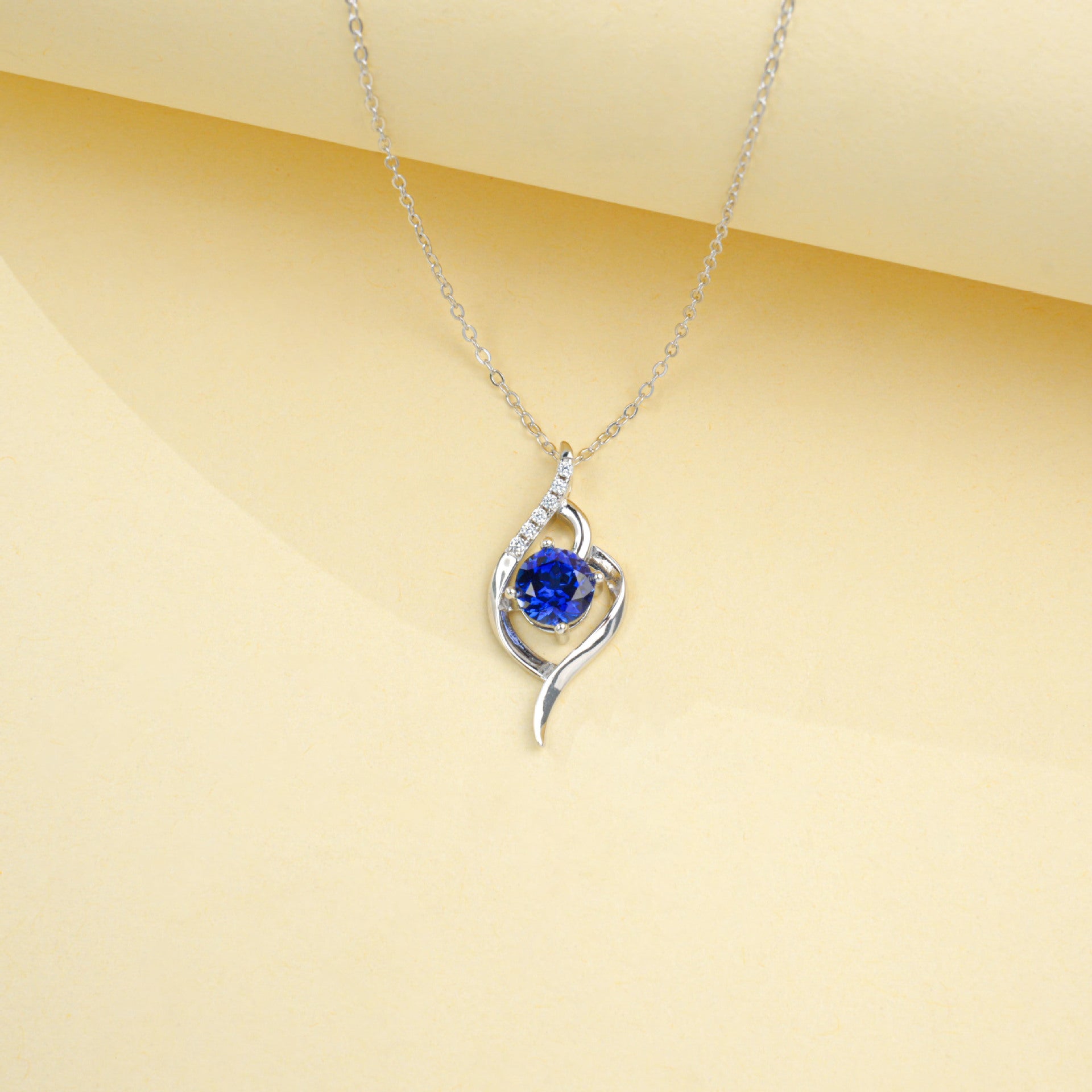 S925 Silver Twisted Line Wrap Round Lab Sapphire Pendant Necklace, Simple Gift - Photo 2