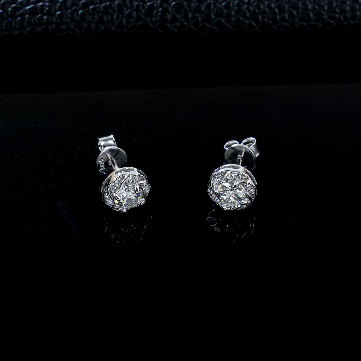 S925 Silver Spiral Wrap Stone Stud Earrings, Flower Earrings Versatile - Photo 3