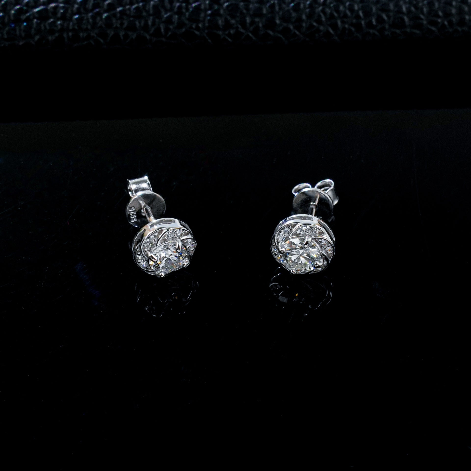 S925 Silver Spiral Wrap Stone Stud Earrings, Flower Earrings Versatile - Photo 3