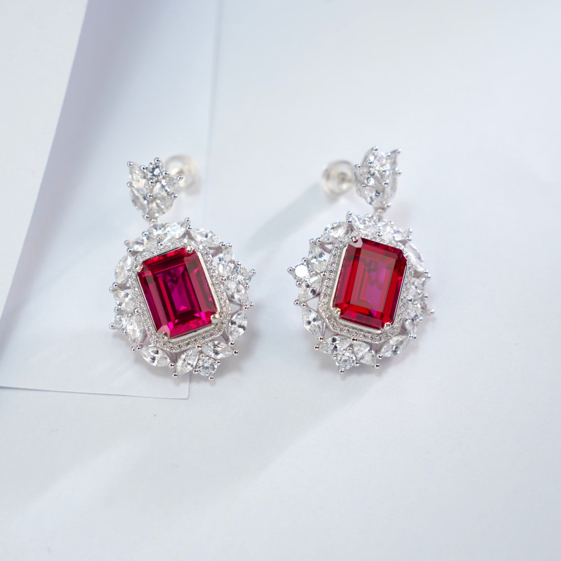 S925 Sterling Silver Lab Pigeon Blood Corundum Vintage Earrings Drop Stud - Photo 3