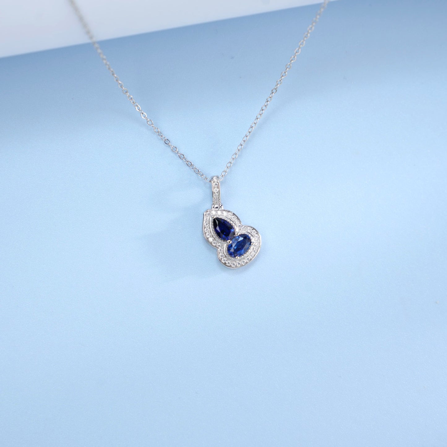 S925 Sterling Silver Lab Sapphire Gourd Halo Pendant Choker, Designer - Photo 3