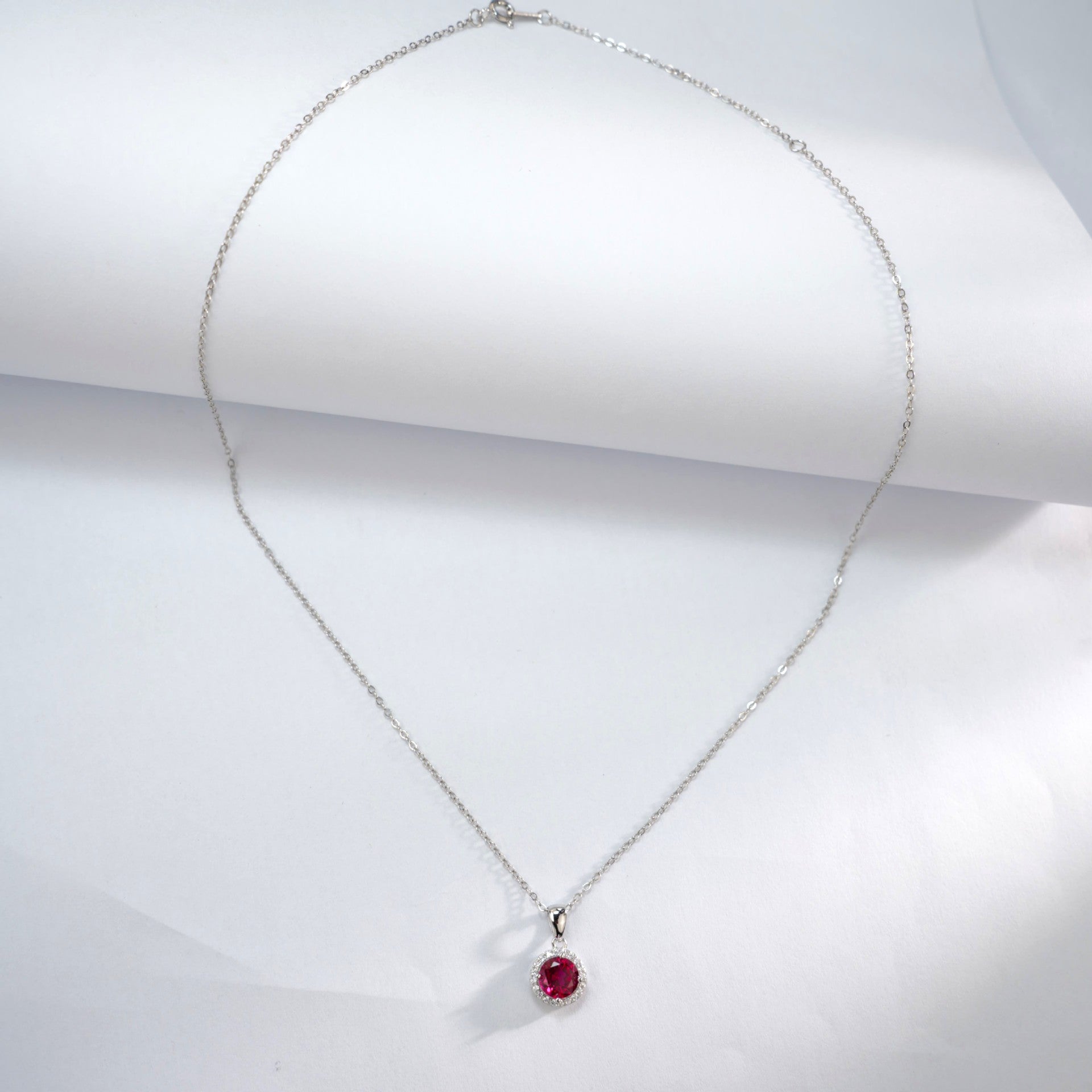 S925 Sterling Silver Lab Pigeon Blood Ruby Round Claw Pendant Choker, Delicate Elegant for Women - Photo 3