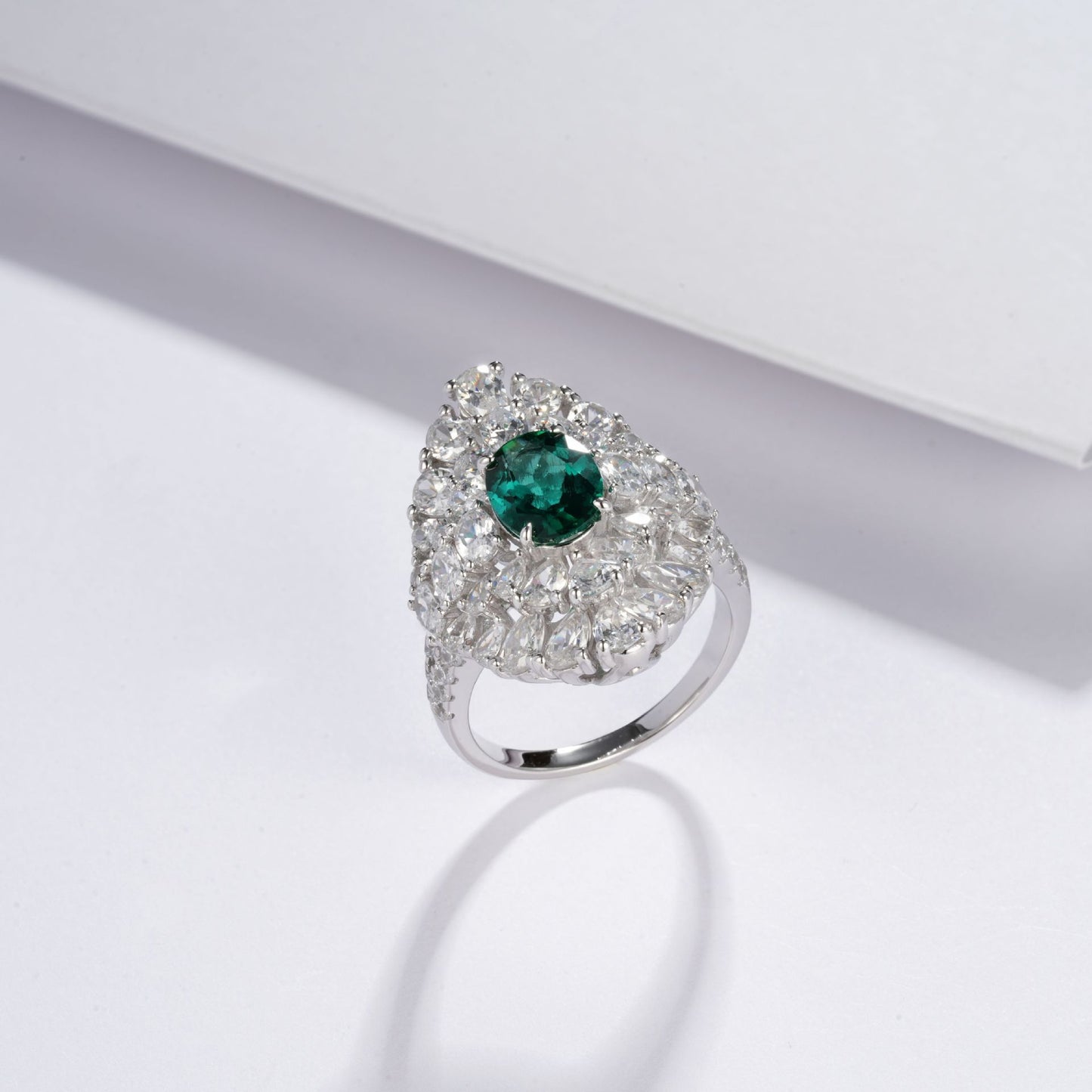 S925 Sterling Silver Lab Emerald Floral Cluster Pave Ring, Premium Elegant for Women - Photo 3