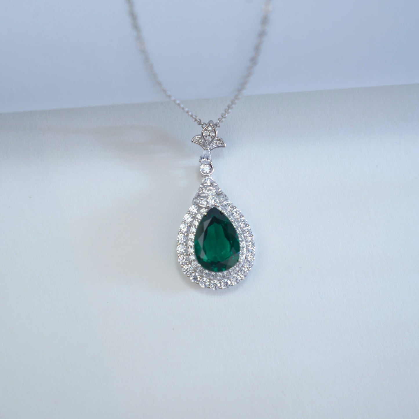 925 Sterling Silver Lab Emerald Teardrop Pear Pendant Necklace, Premium Versatile - Photo 3