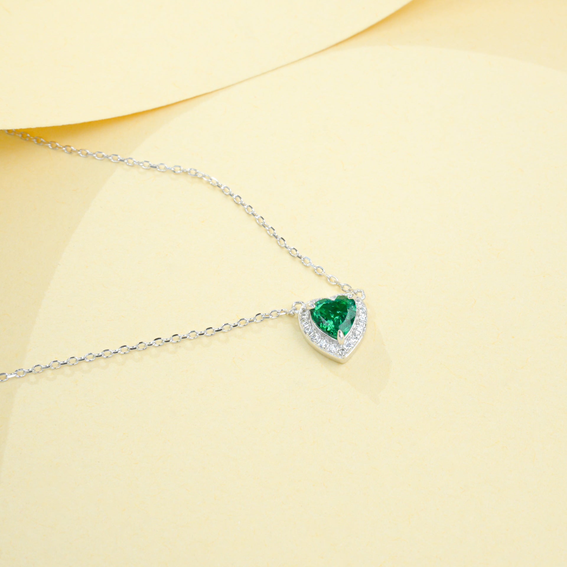 S925 Sterling Silver Lab Gemstone Heart Pave Choker Necklace, Premium for Women - Photo 3