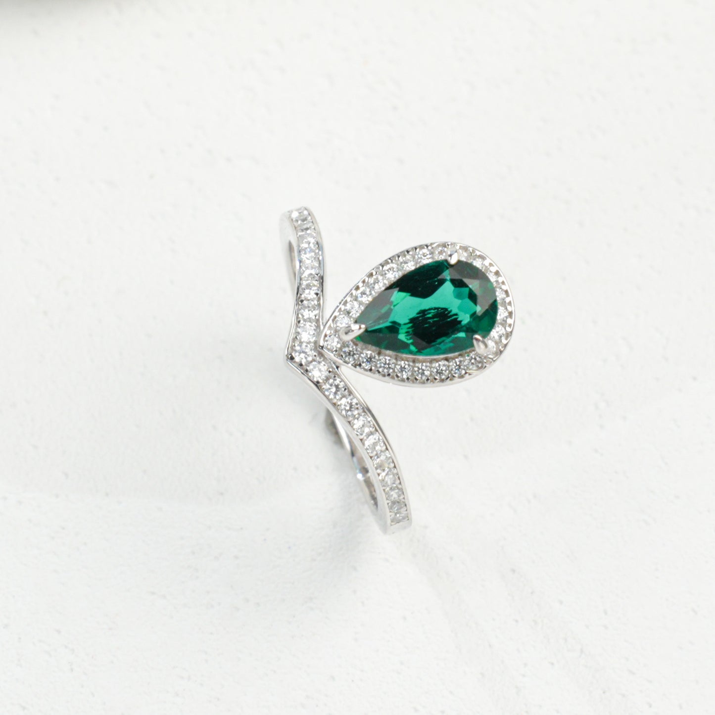 925 Sterling Silver Lab Emerald Teardrop Halo Ring, Designer V-Shape Pave - Photo 5