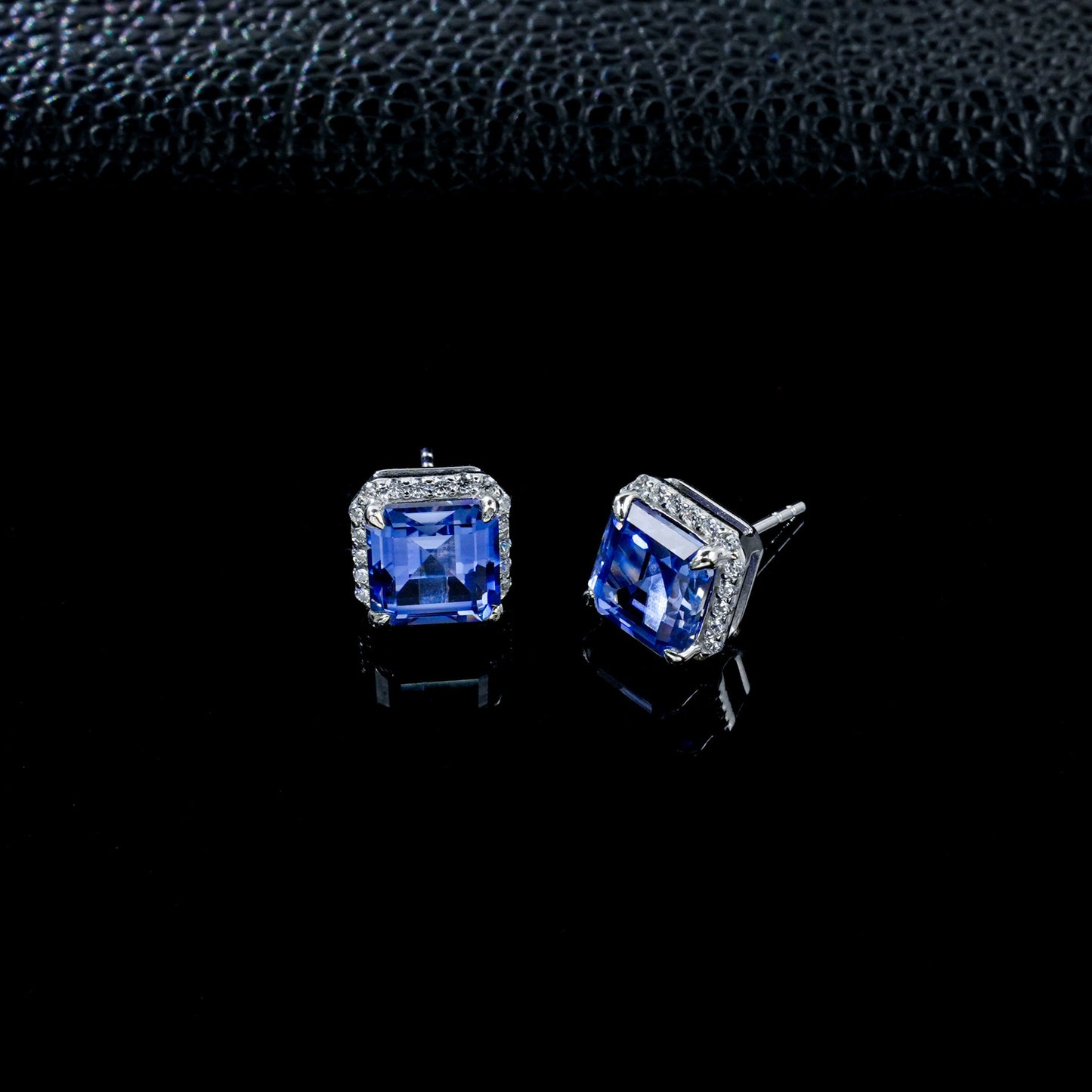 Lab Sapphire Stud Earrings S925 Silver Square 4-Claw Frame, Gemstone - Photo 3