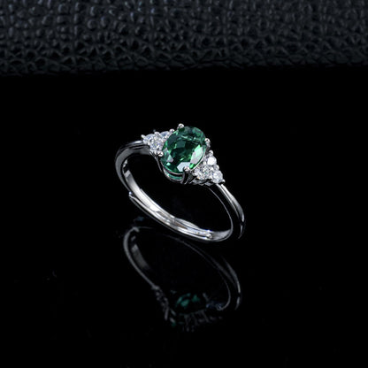 S925 Silver 4-Claw Lab Emerald Ring with Side Teardrop Diamond, Matching Silver Ring - Photo 2
