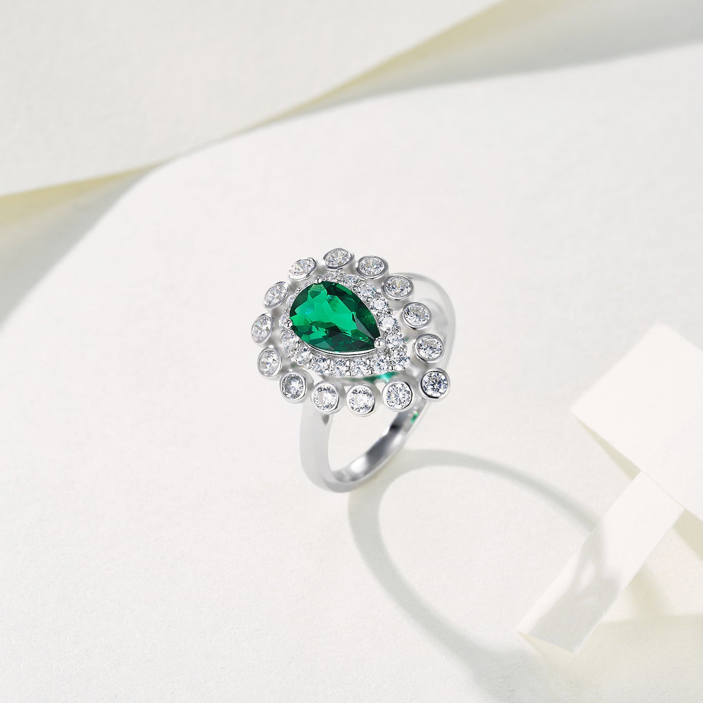 925 Sterling Silver Lab Emerald Teardrop Pear Ring, Vintage Palace for Women - Photo 4