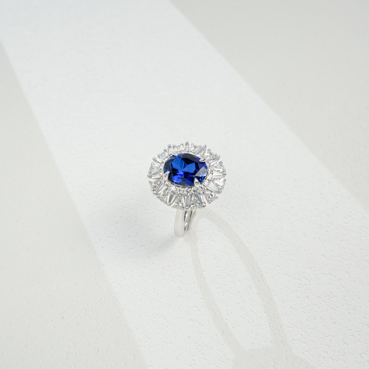 Lab Sapphire 925 Silver Ring Oval Centre, Luxurious Premium Vintage - Photo 4