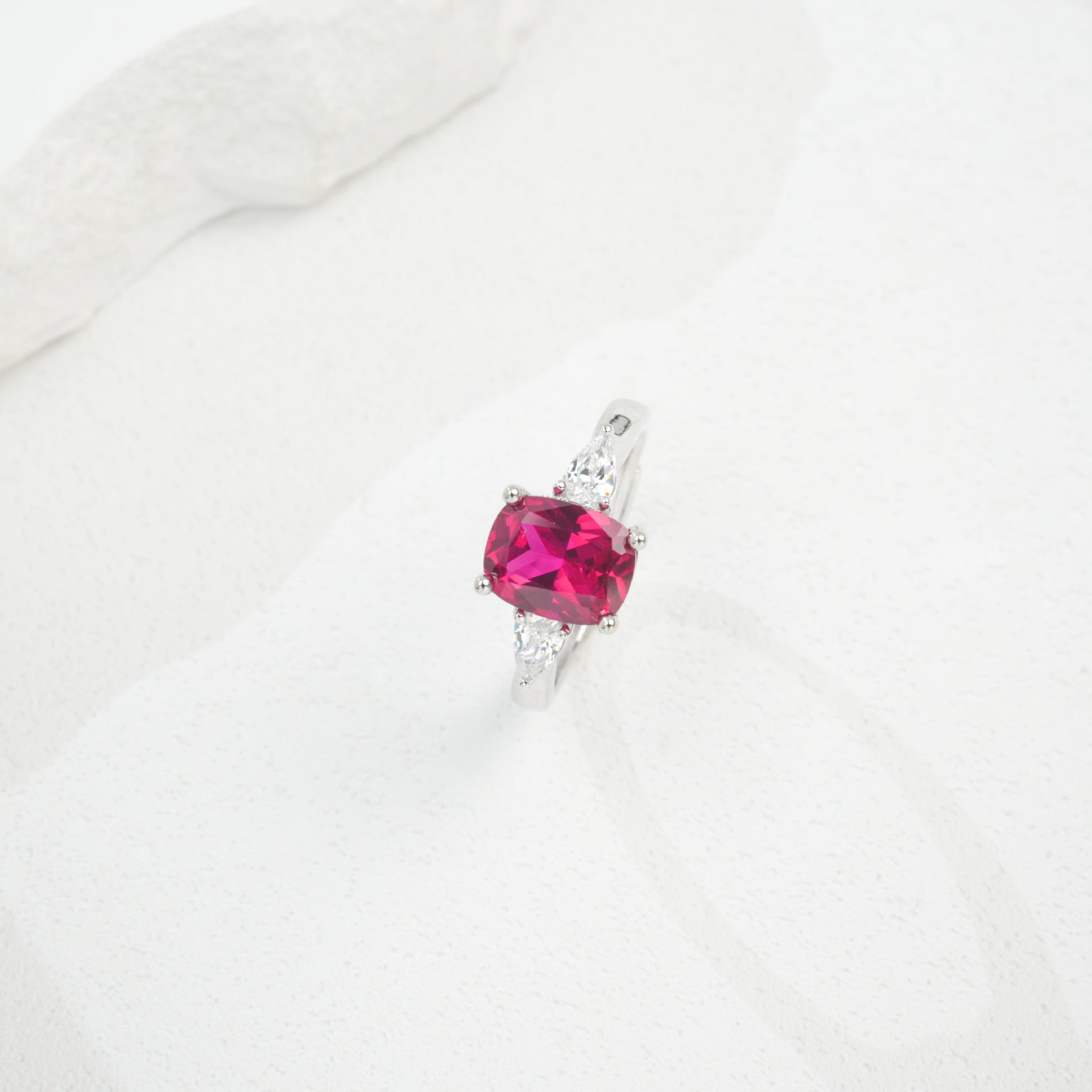 S925 Sterling Silver Lab Pigeon Blood Ruby Ring for Women, French Vintage Elegant - Photo 5