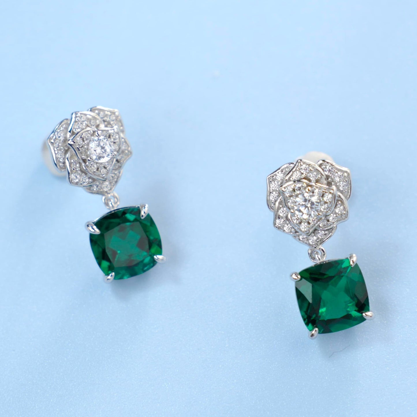 S925 Silver 3D Camellia Lab Emerald Drop Earrings, French Gemstone Flower - Photo 2