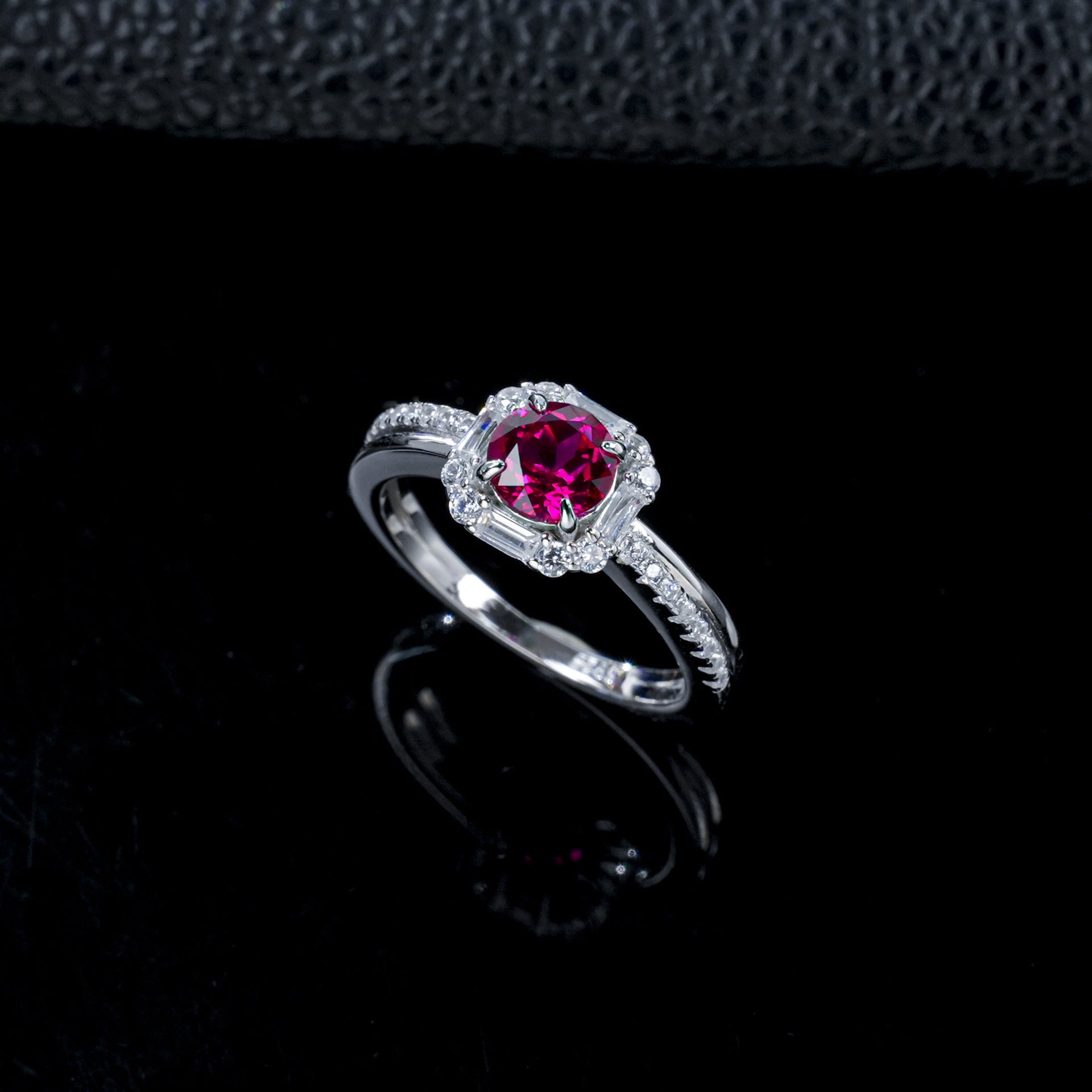 S925 Silver Round Lab Ruby Halo Ring, Vintage Engagement Anniversary - Photo 2