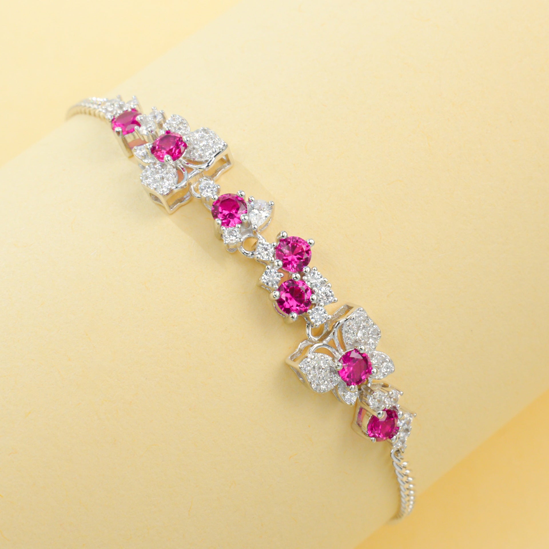 S925 Silver Round Ruby Diamond Flower Bracelet, Gentle Elegant Direct - Photo 2