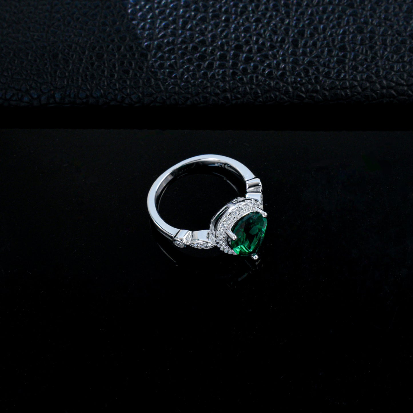 Teardrop Lab Emerald Ring 925 Silver Diamond Design, Premium Proposal Engagement - Photo 3
