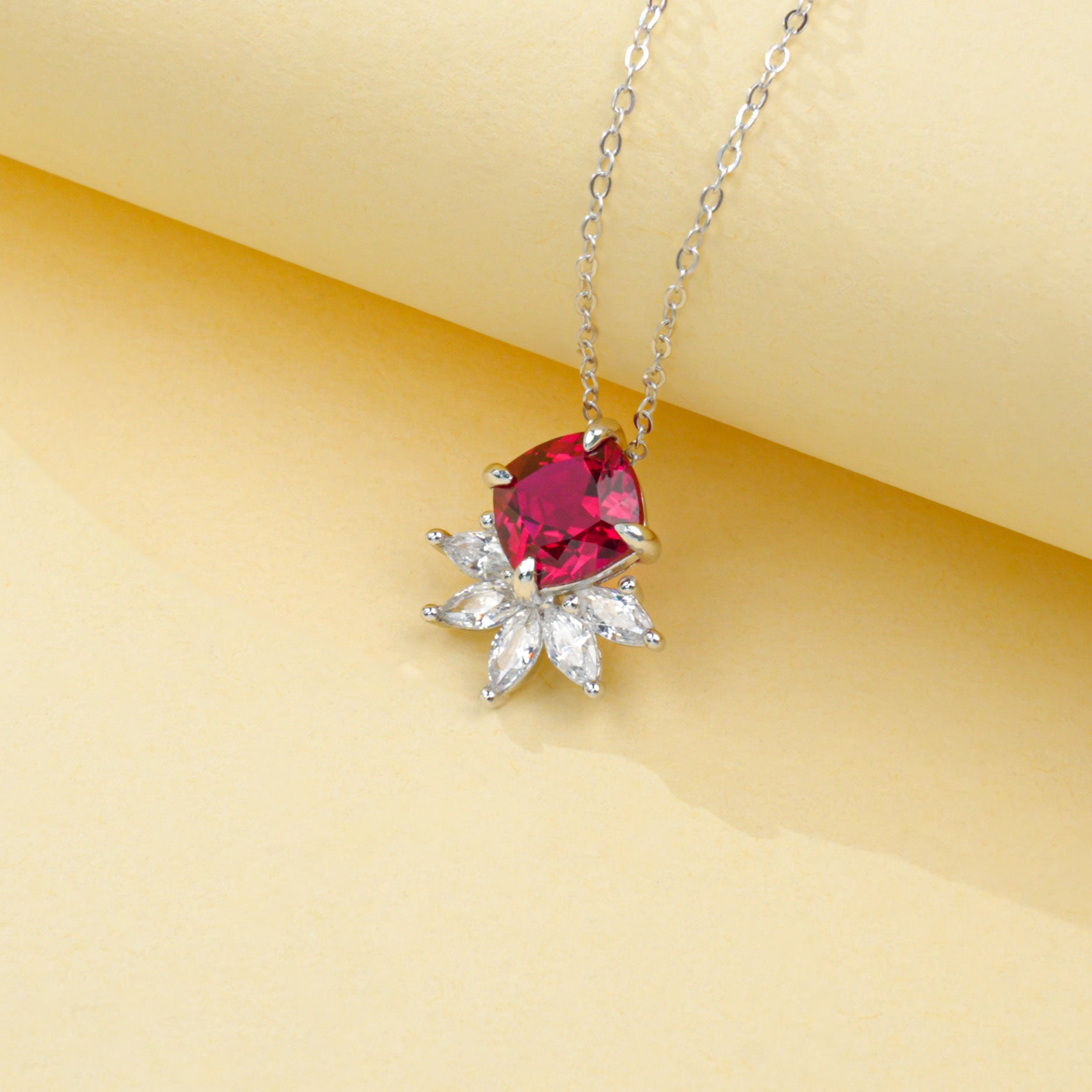 925 Sterling Silver Lab Ruby Flower Choker Necklace, Designer Versatile for Women - Photo 3