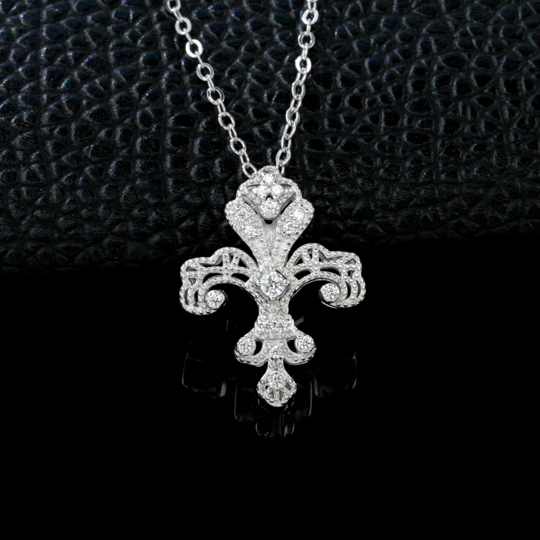 S925 Sterling Silver Necklace for Women, Minimalist Premium Versatile - Photo 1