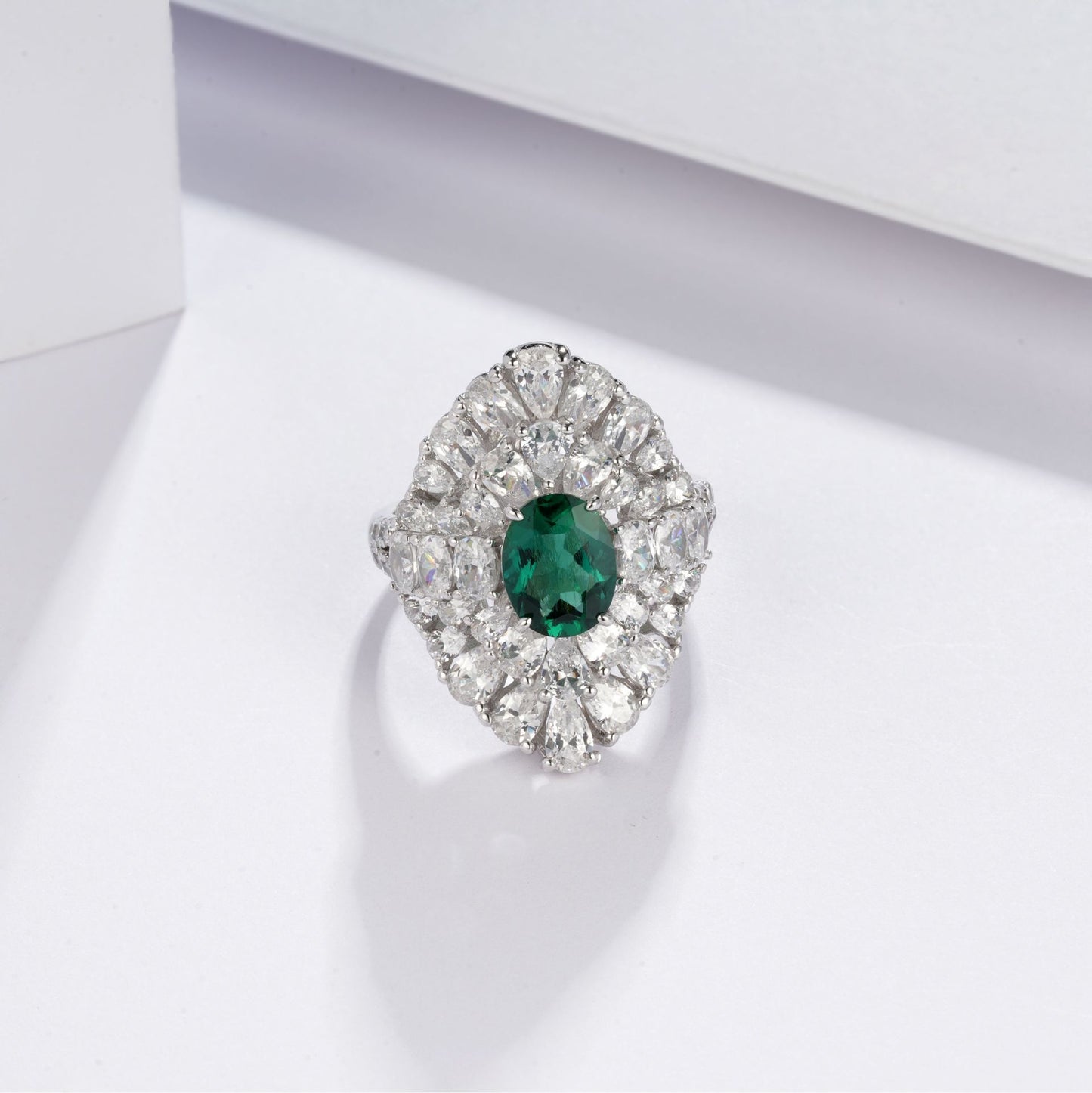 S925 Sterling Silver Lab Emerald Floral Cluster Pave Ring, Premium Elegant for Women - Photo 2